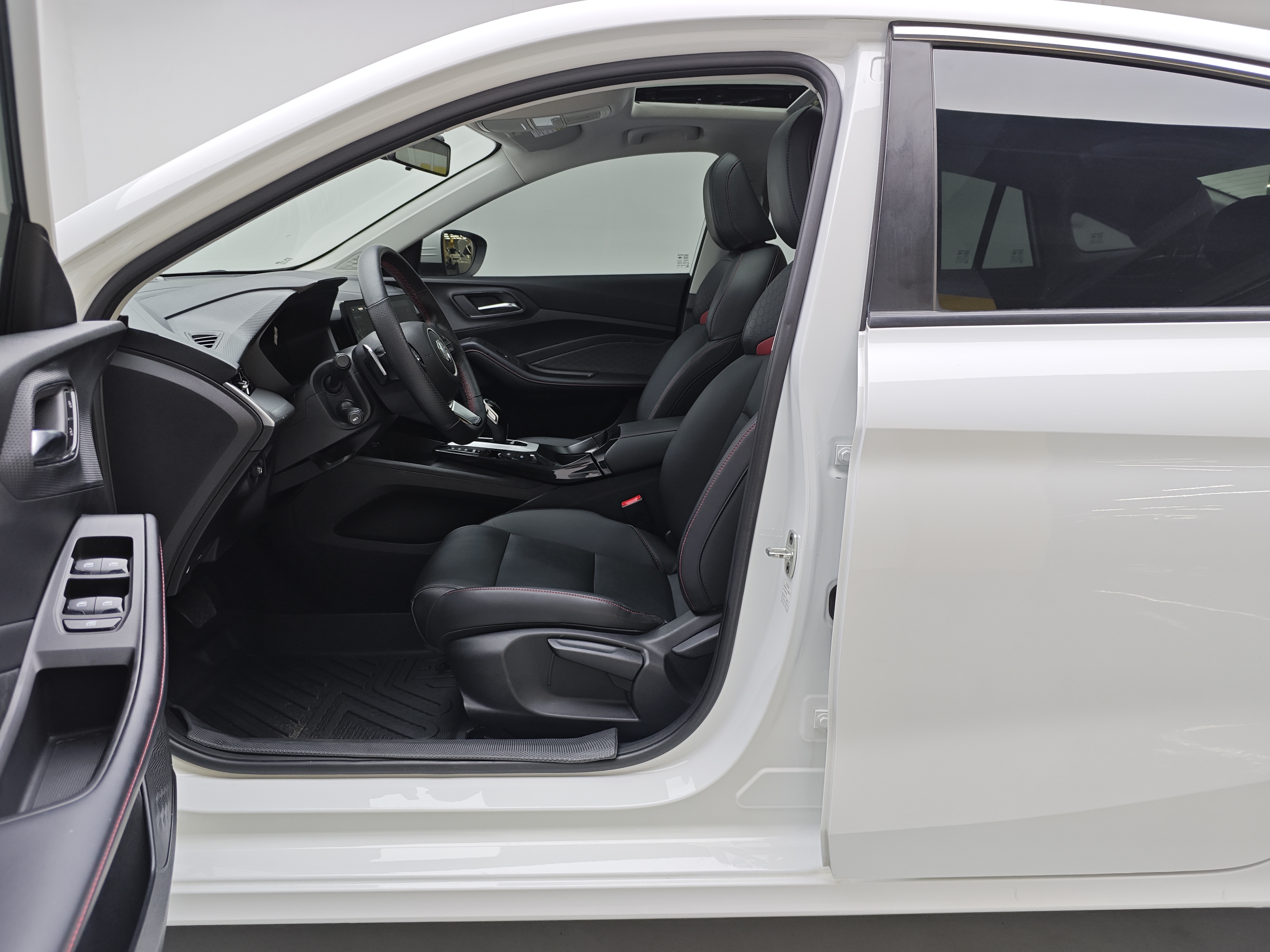 MG 5 2021 car image #5