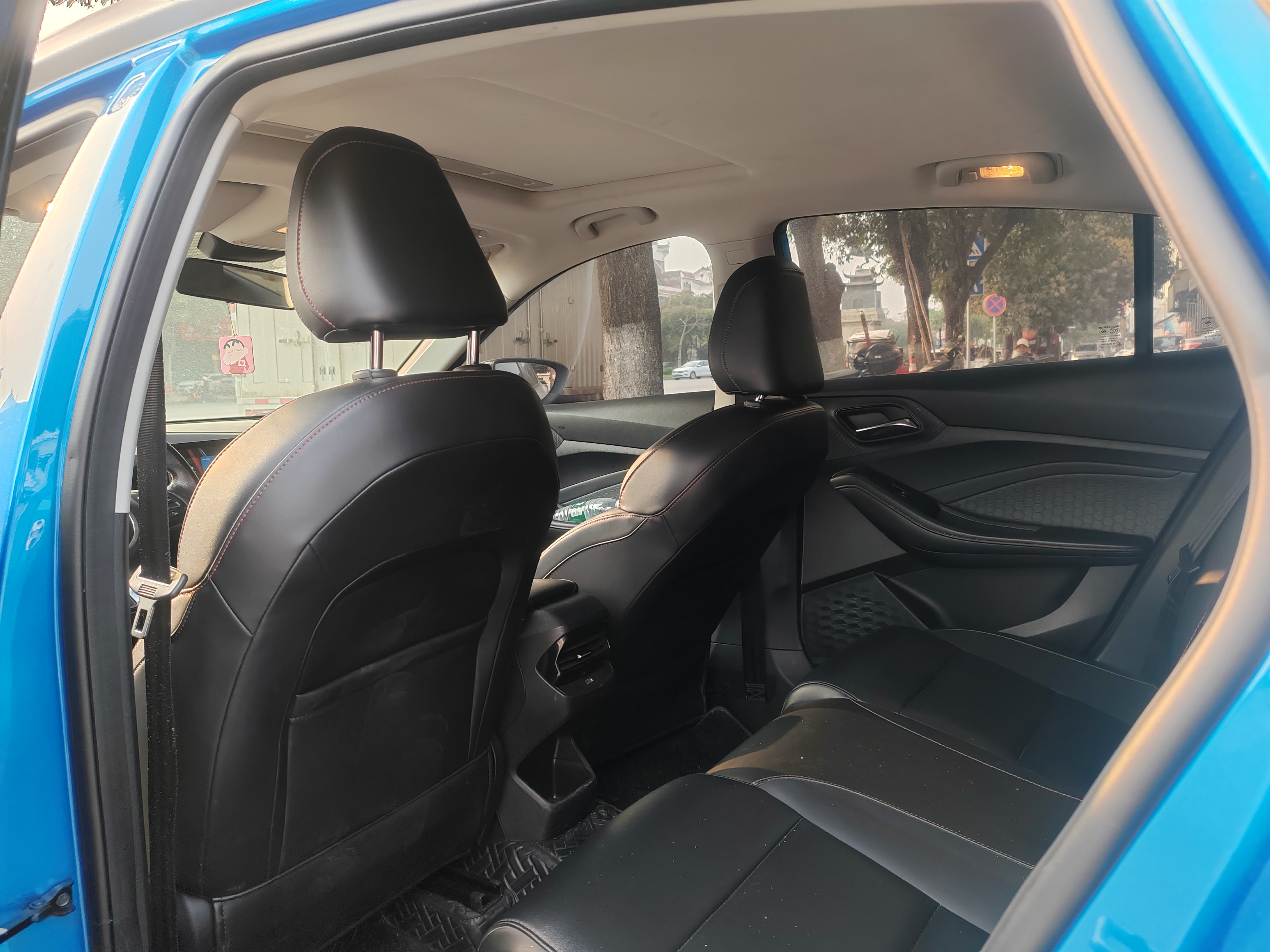 5 2020 car image #5