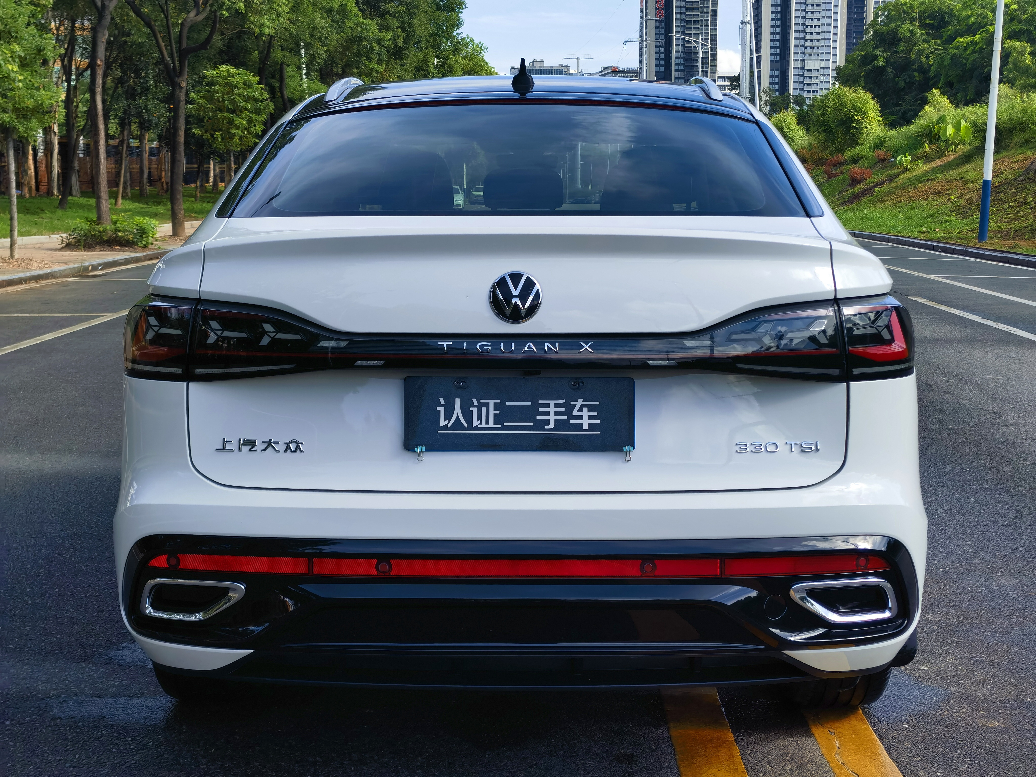 Volkswagen Tiguan X 2021 car image #5