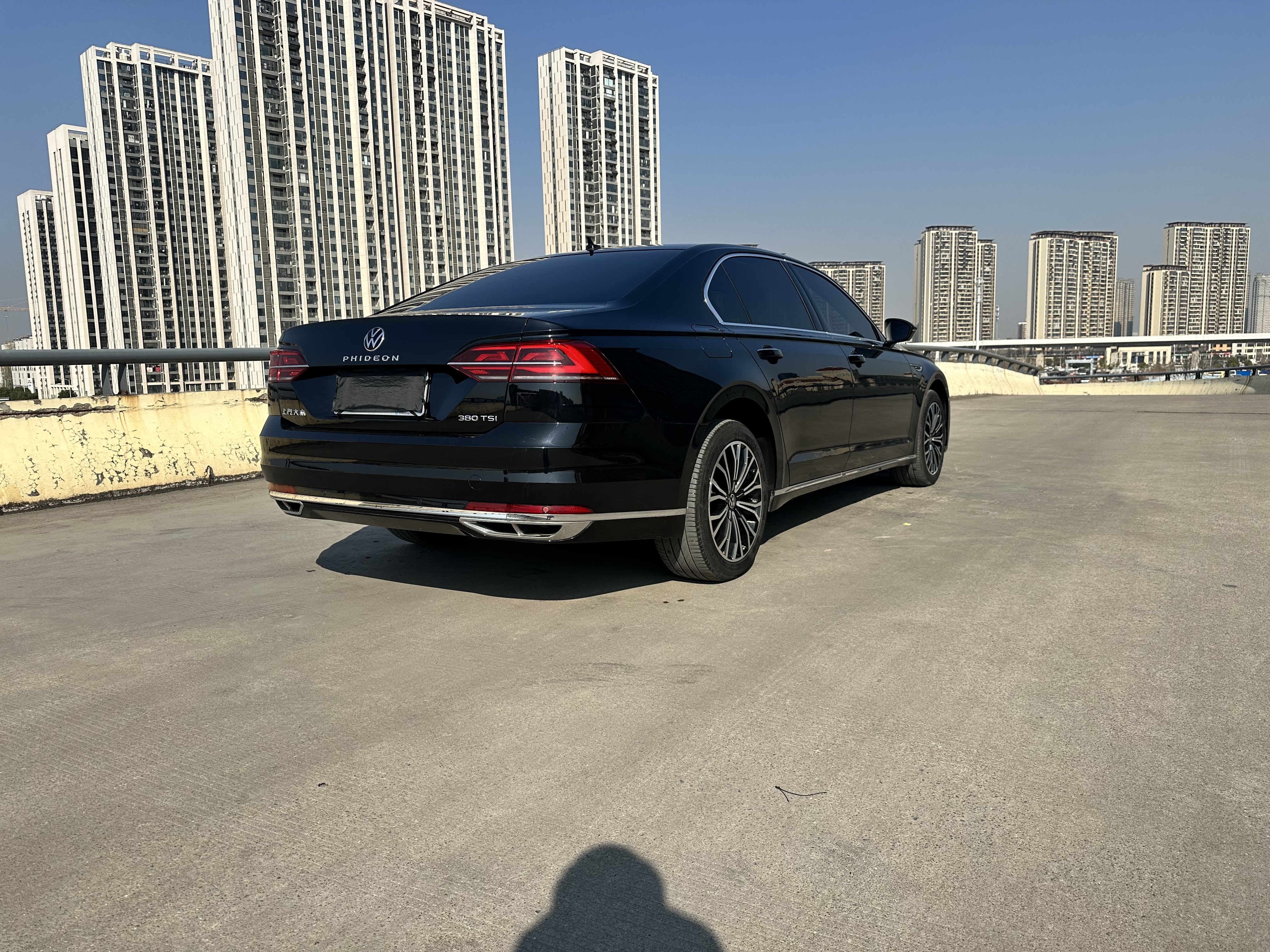 Volkswagen Phideon 2023 immagine di auto #5