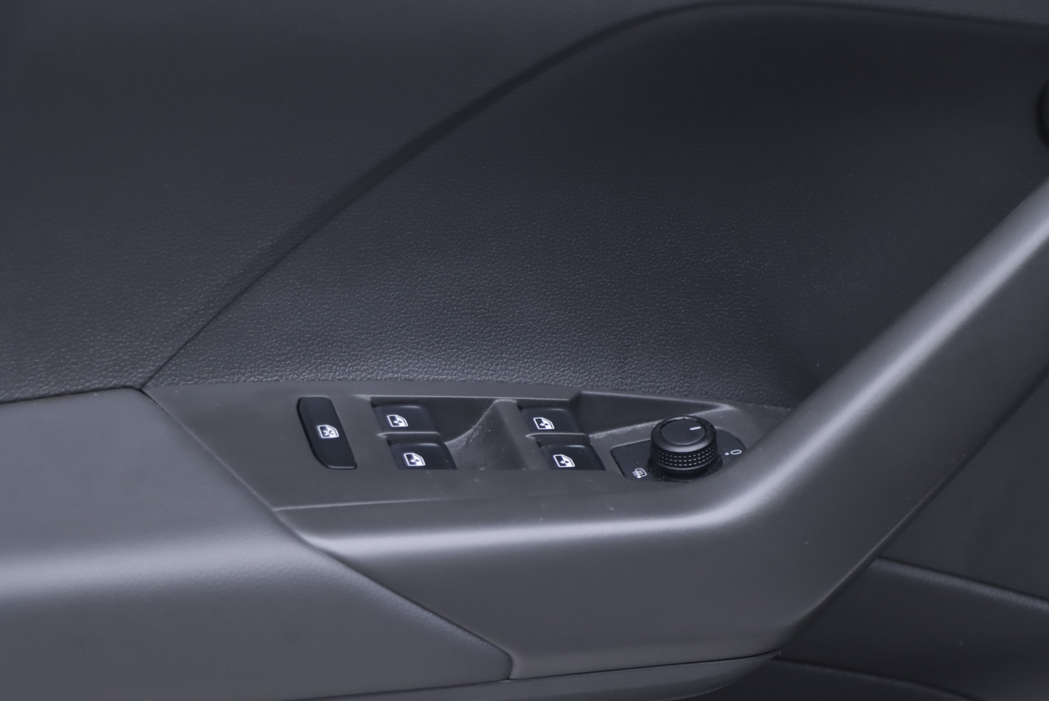 Volkswagen T-Cross 2021 #5 Volkswagen T-Cross 2021 car image #5