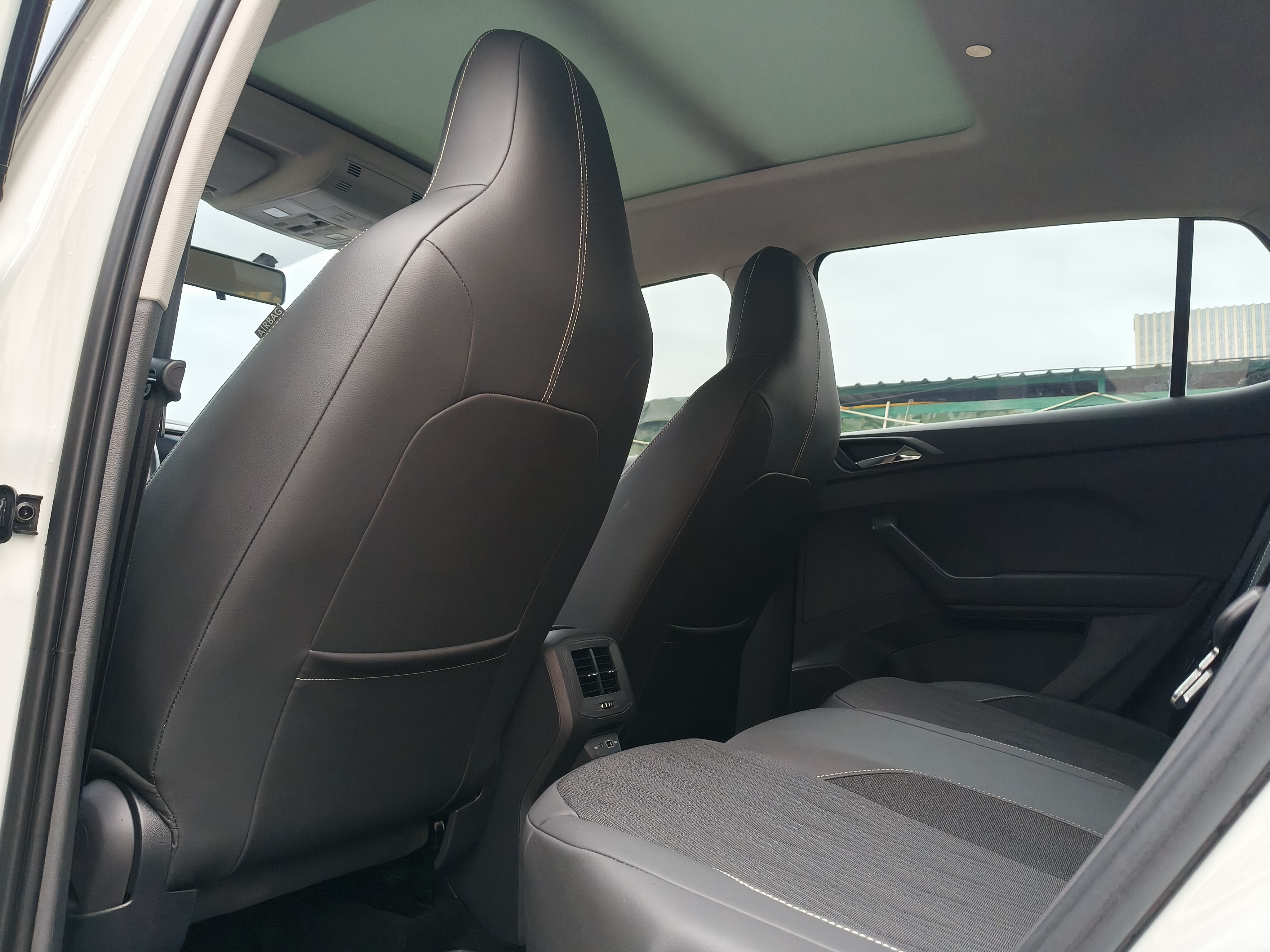 Volkswagen T-Cross 2021 #5 Volkswagen T-Cross 2021 car image #5