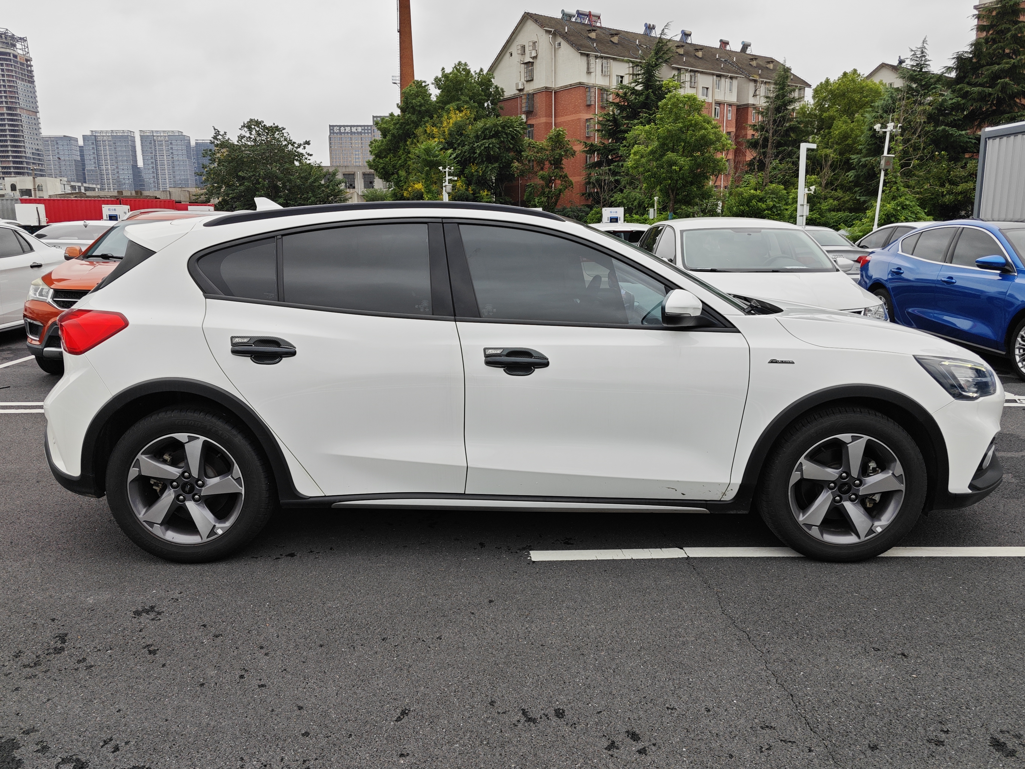 Ford Focus Active 2022 #5 Ford Focus Active 2022 صورة سيارة #5