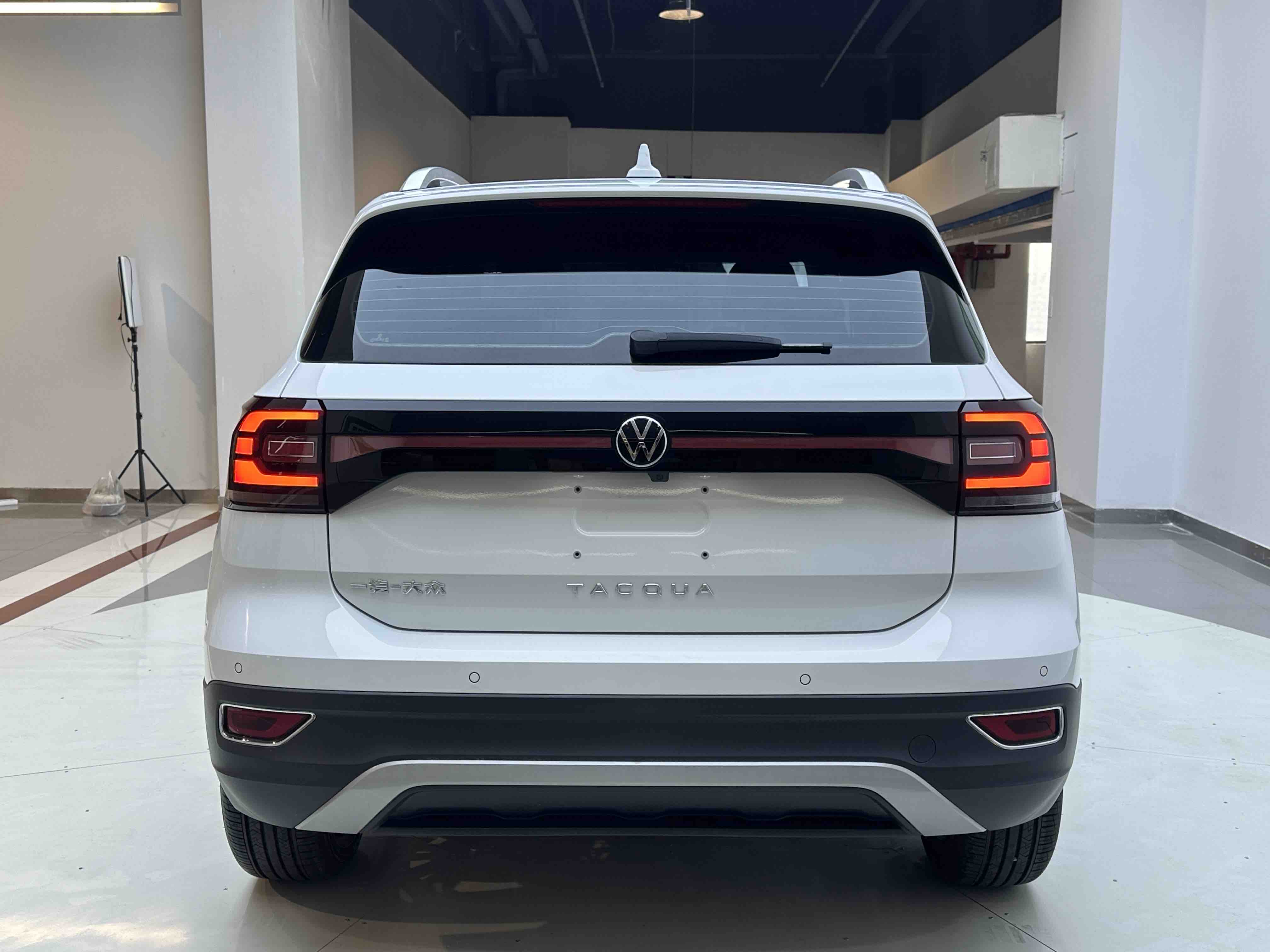 Volkswagen Tacqua 2023 car image #5