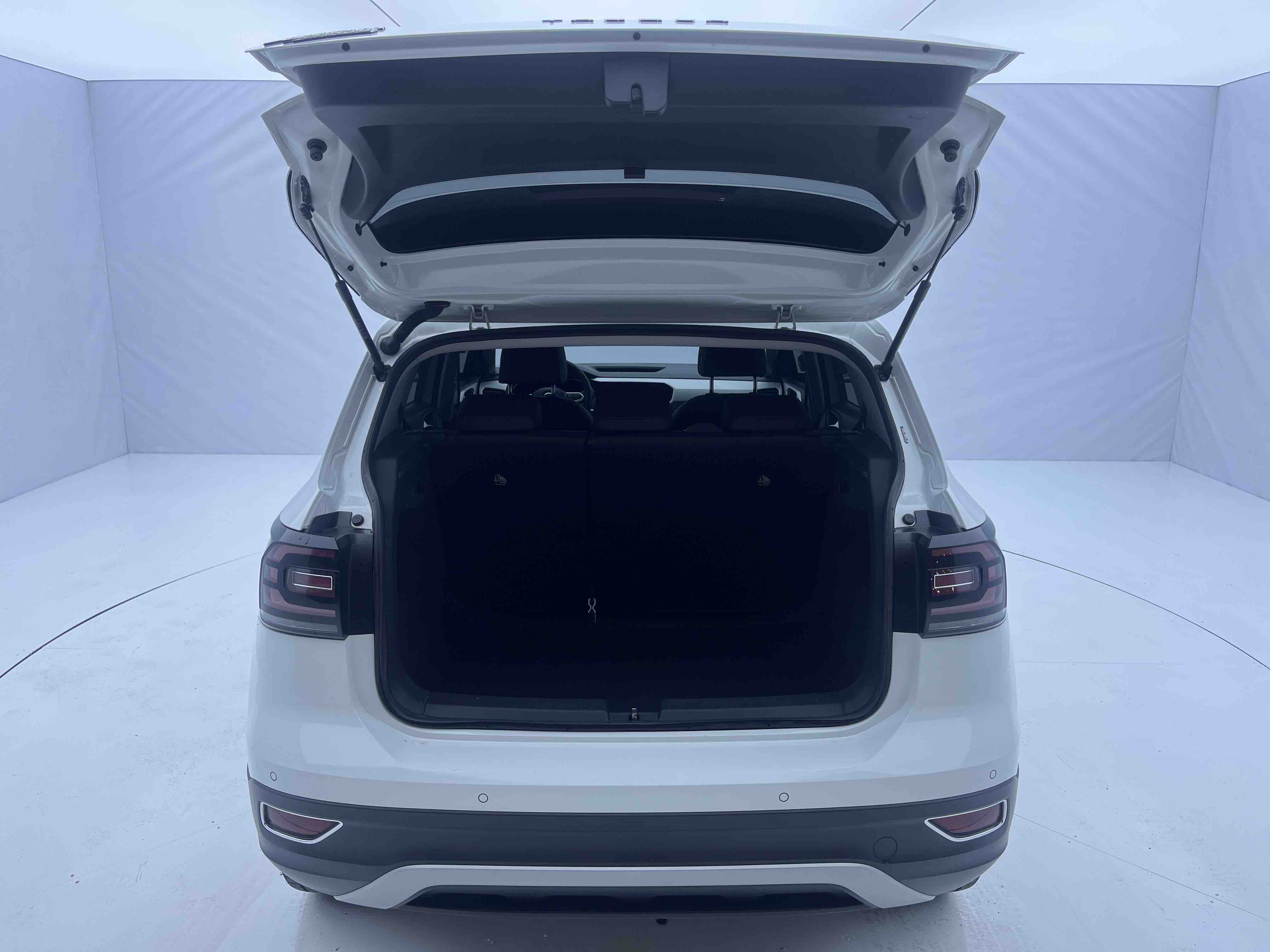 Volkswagen Tacqua 2023 car image #5