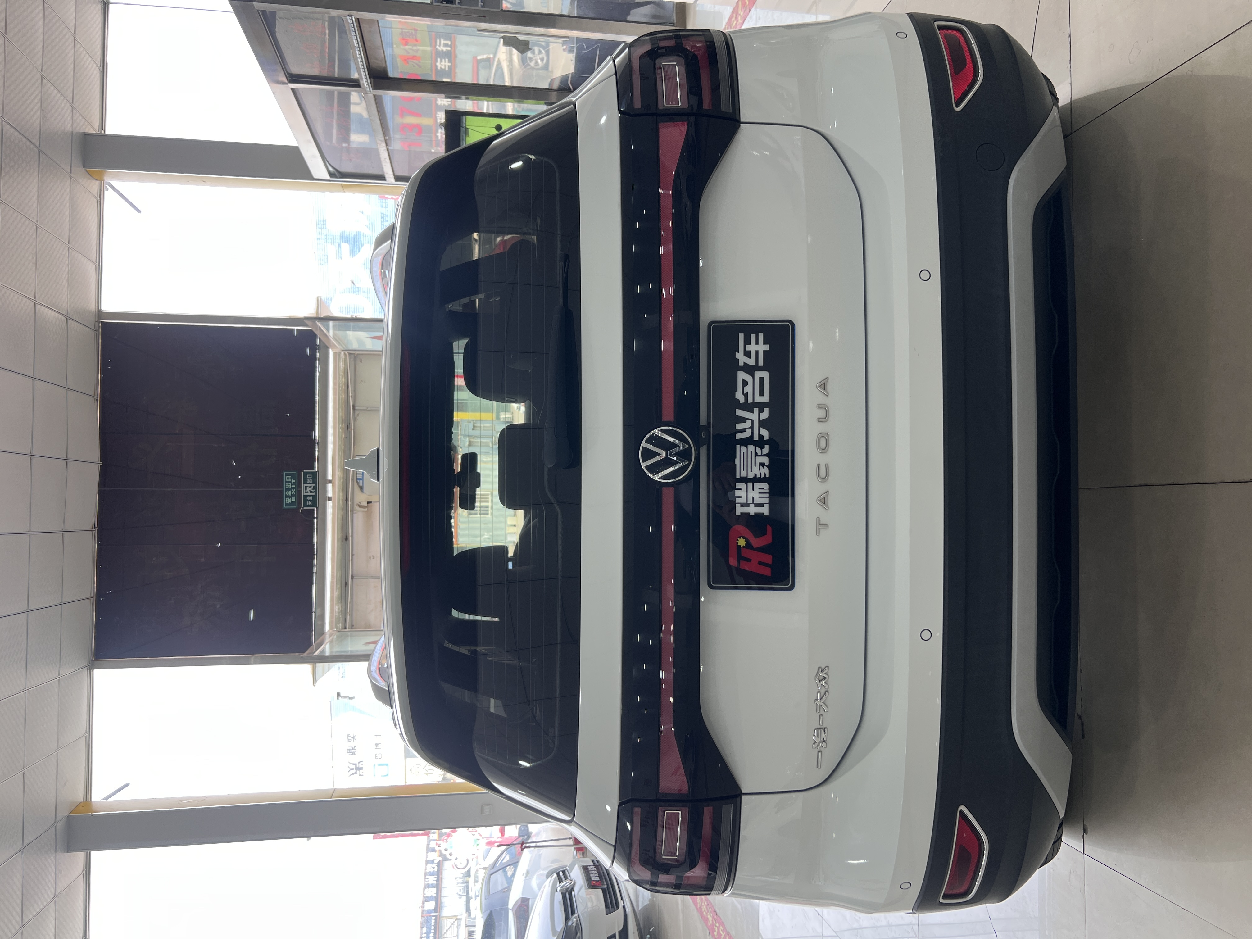 Tacqua 2021 car image #5