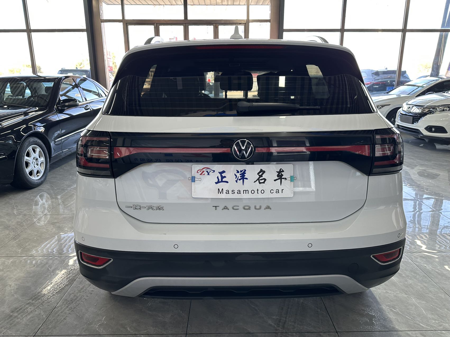 Tacqua 2021 car image #5