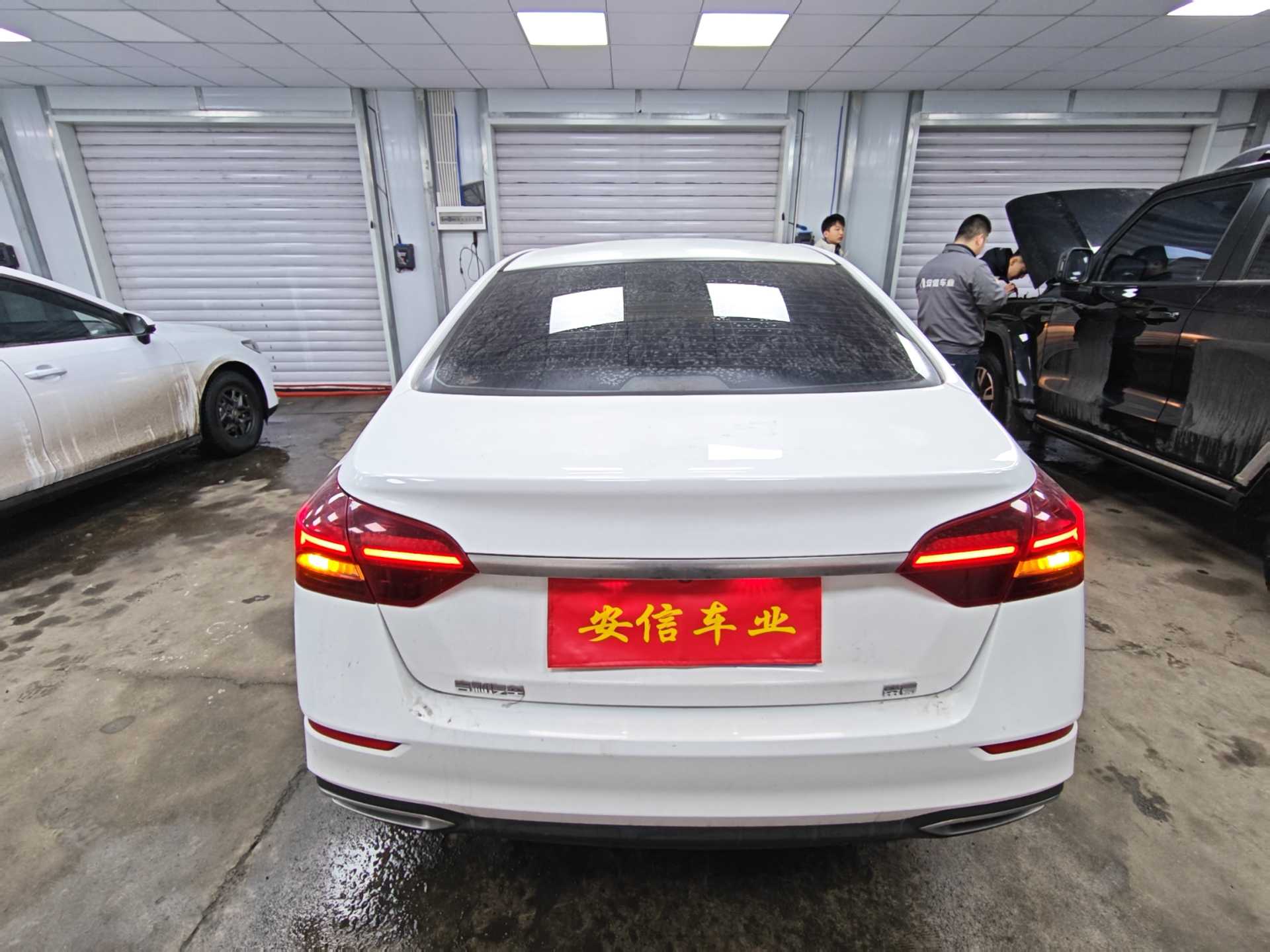 GEELY Emgrand 2021 car image #5