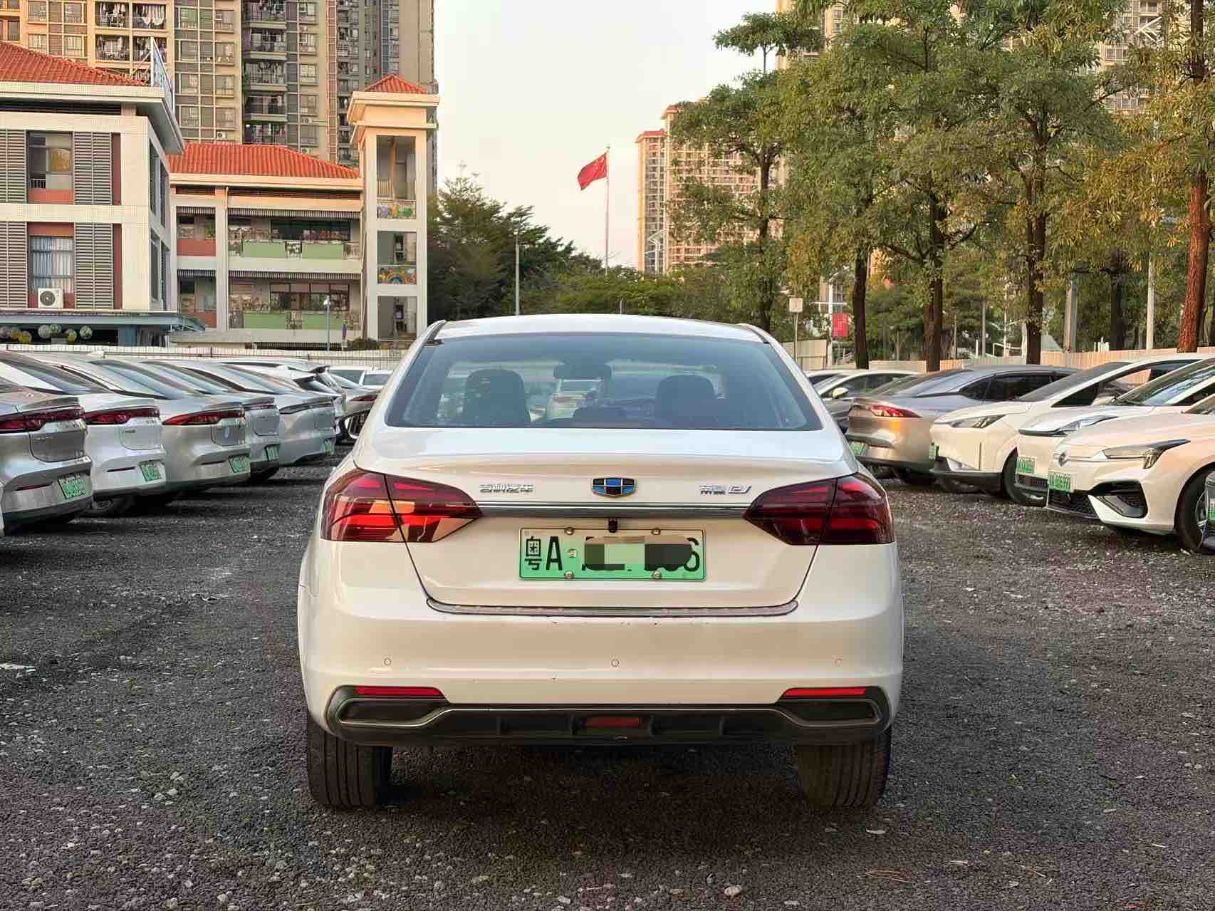 GEELY Emgrand New Energy 2021 #5 GEELY Emgrand New Energy 2021 car image #5