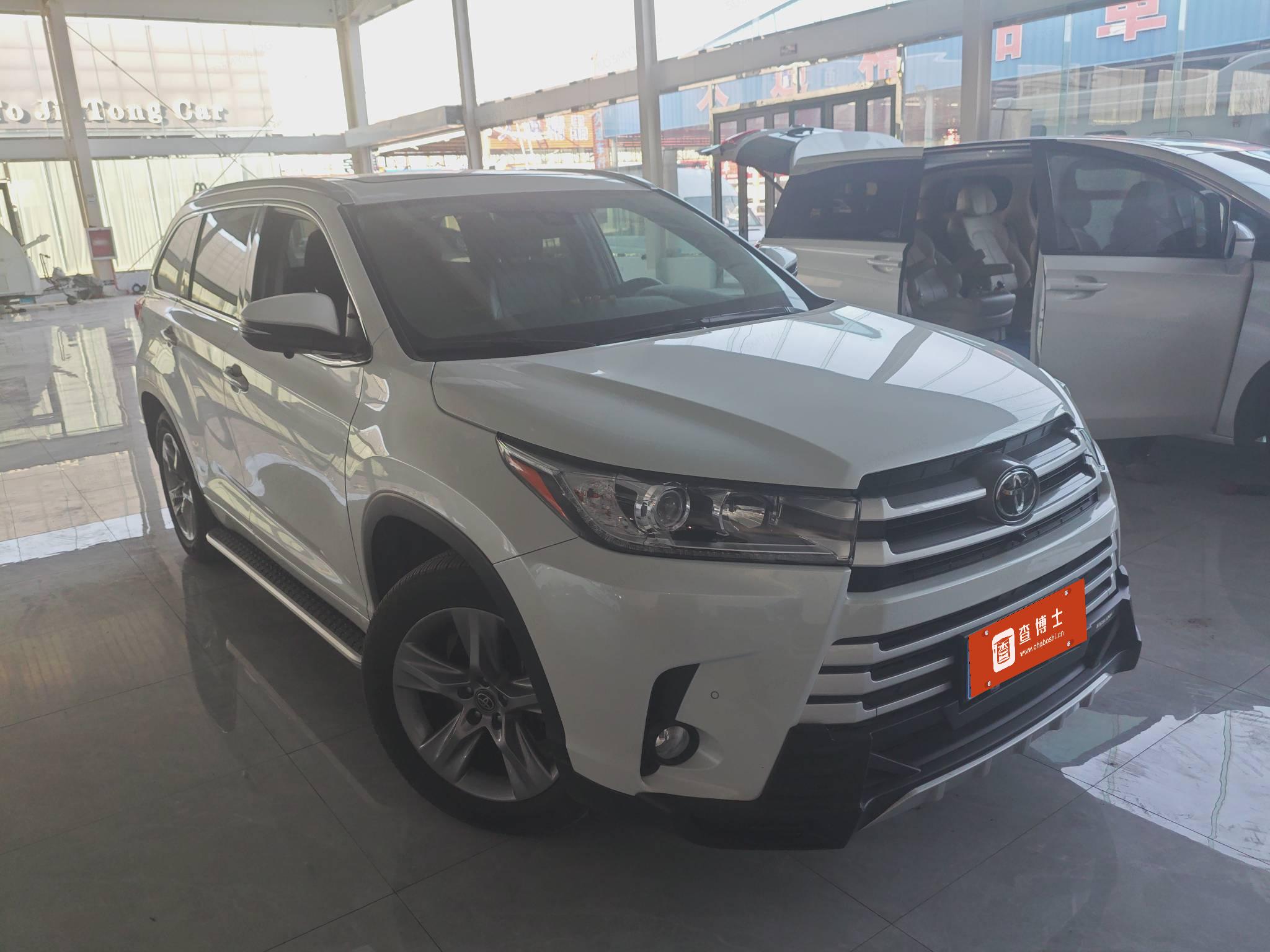 Toyota Highlander 2022 image de voiture #5