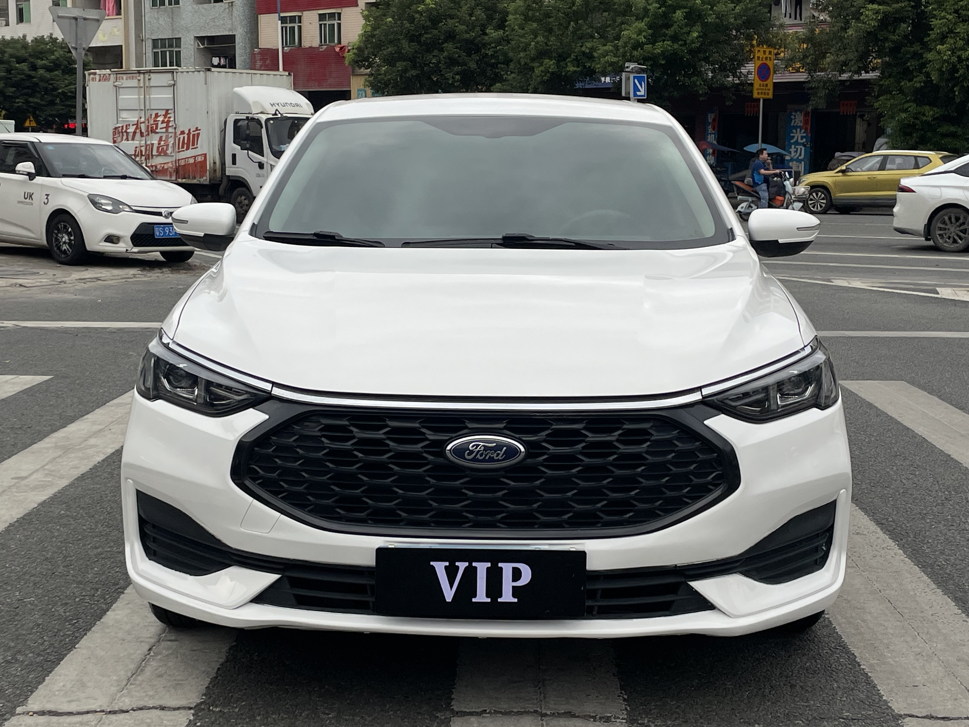 Ford Escort 2022 car image #5