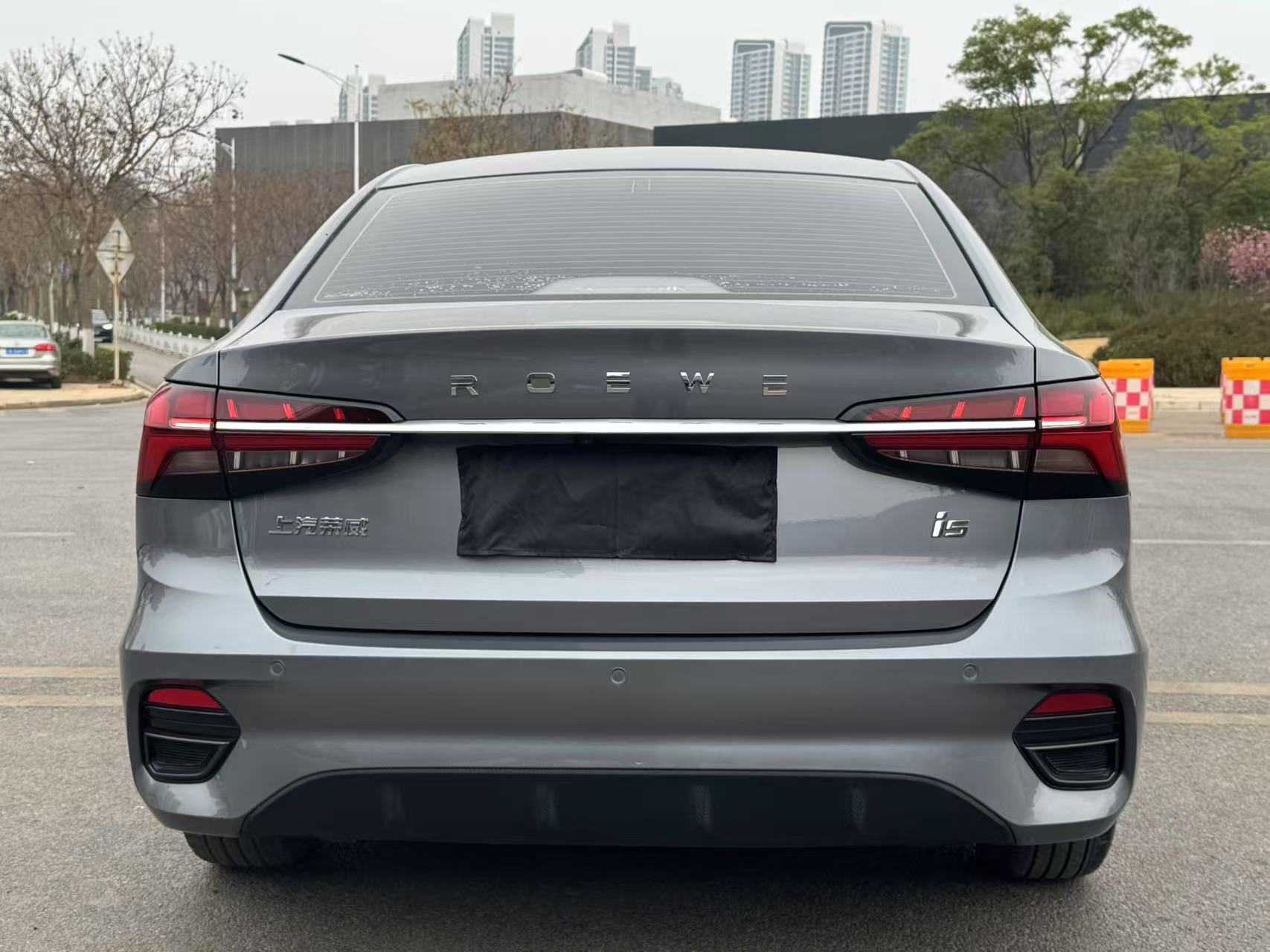 Roewe i5 2022 #5 Roewe i5 2022 car image #5
