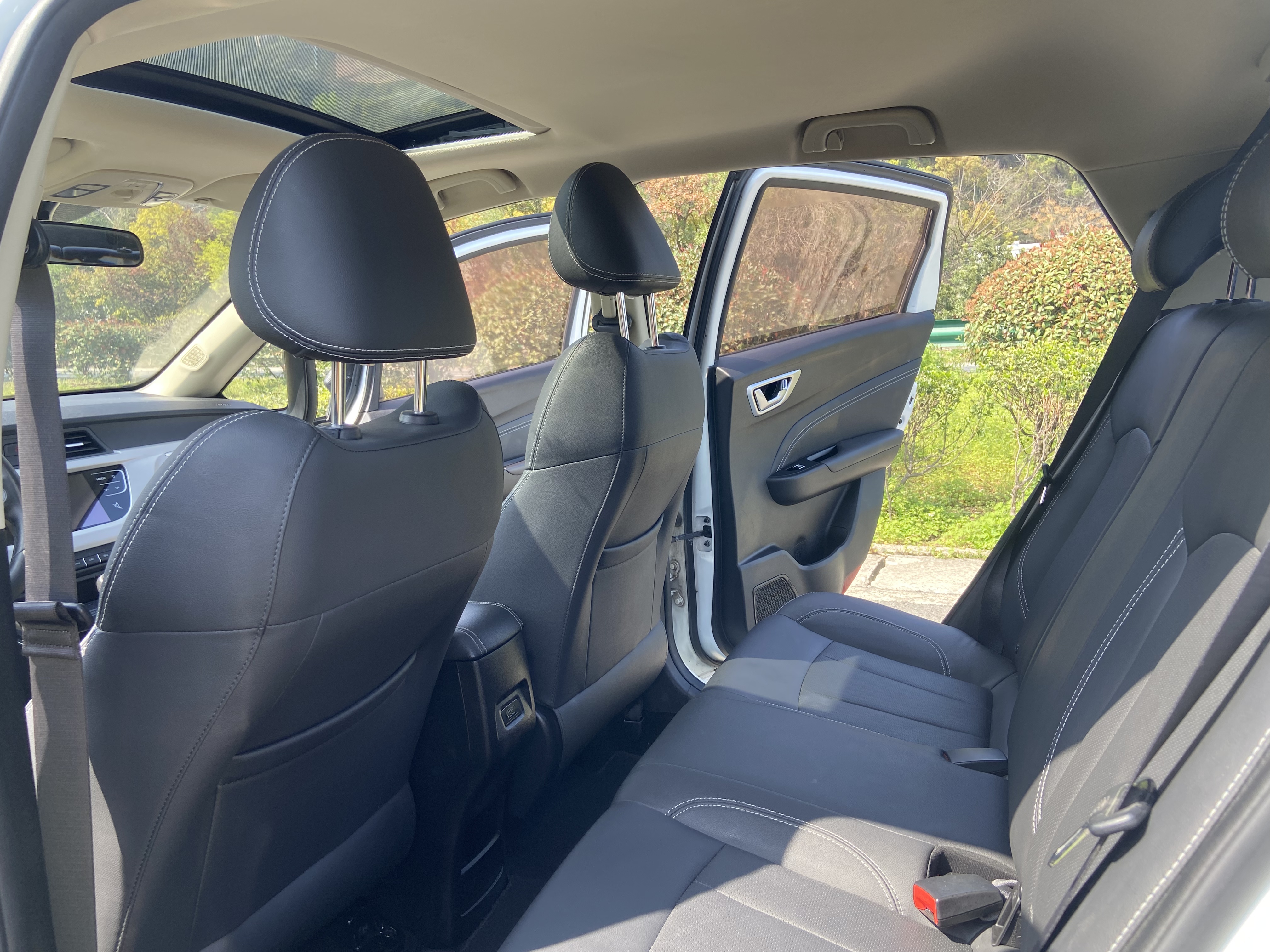 GEELY Vision X3 2021 image de voiture #5