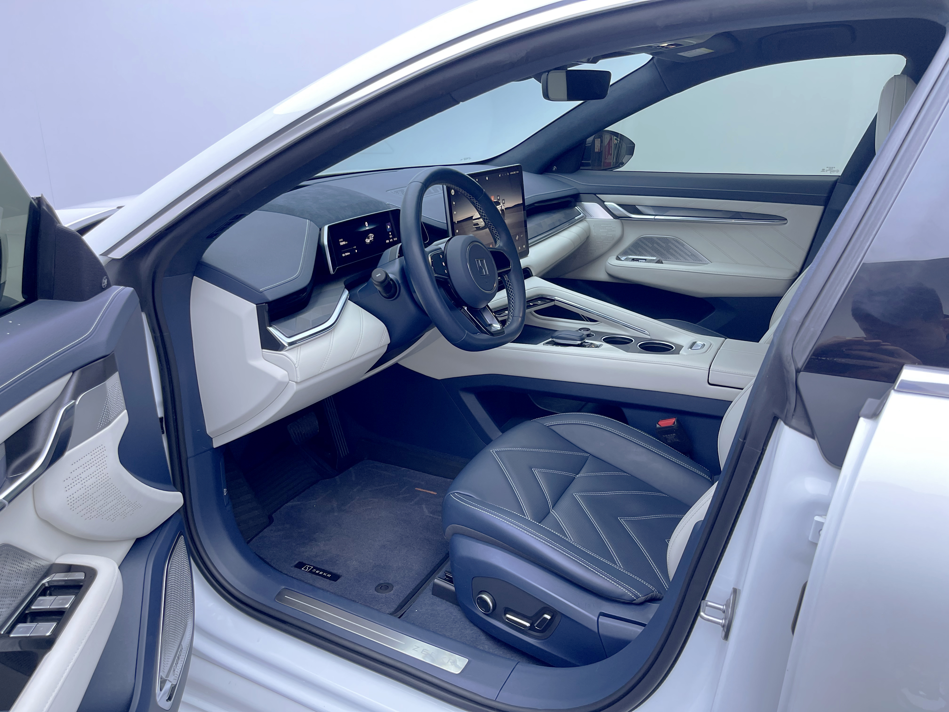 极氪 极氪001 2022 汽车图片 #5