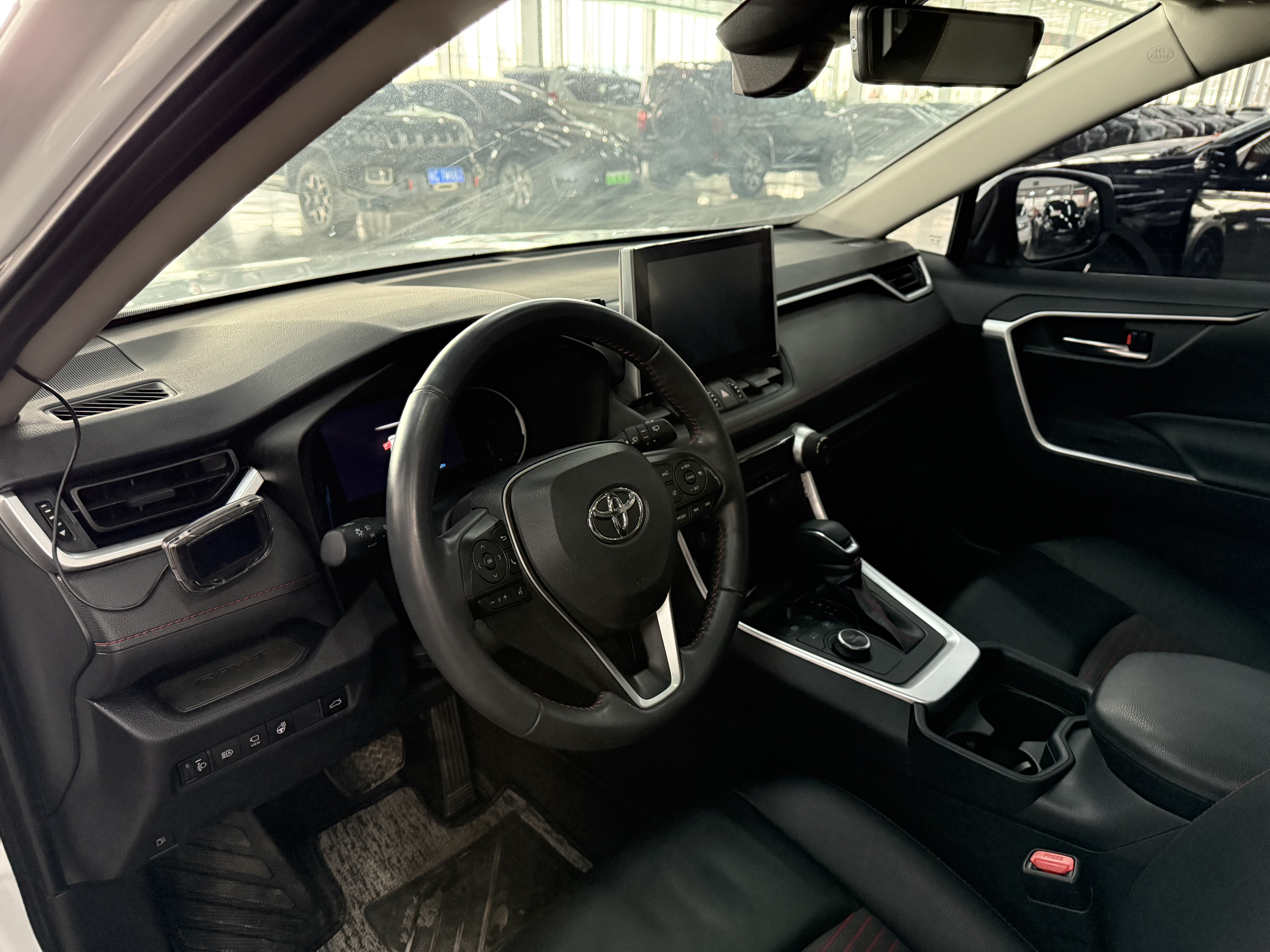 Toyota RAV4 Hybird E+ 2022 car image #5