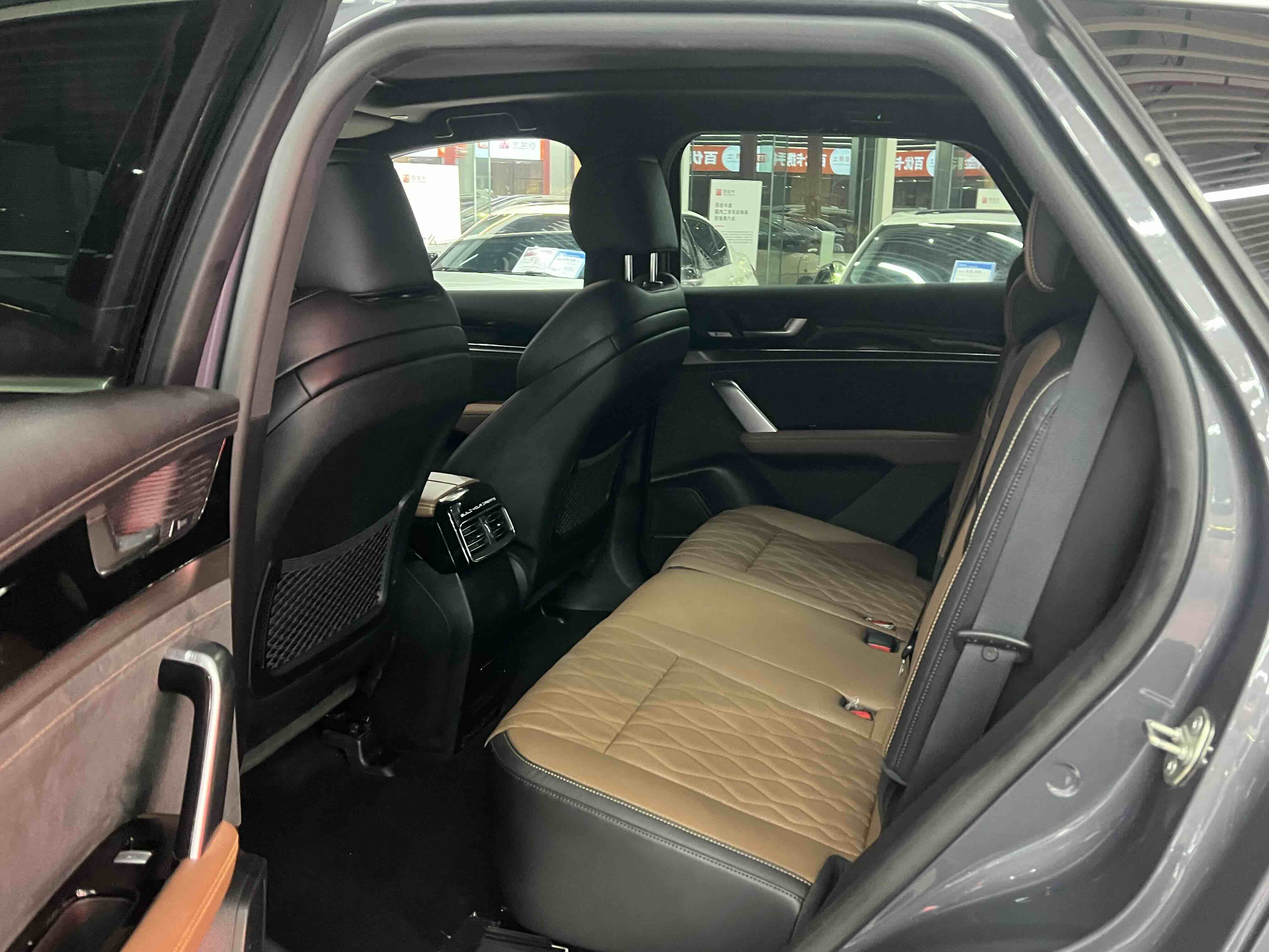 BYD Tang New Energy 2022 #5 BYD Tang New Energy 2022 car image #5