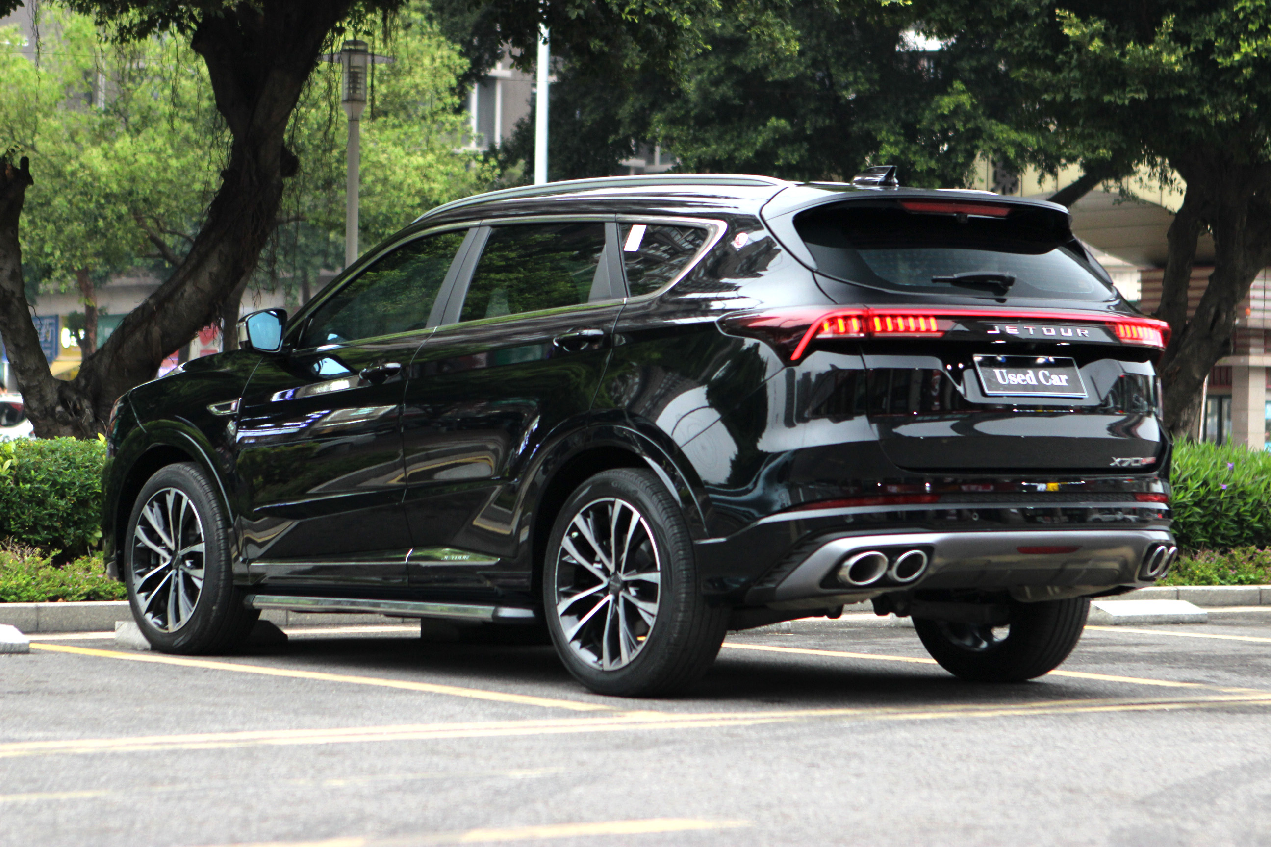 X70 PLUS 2022 car image #5