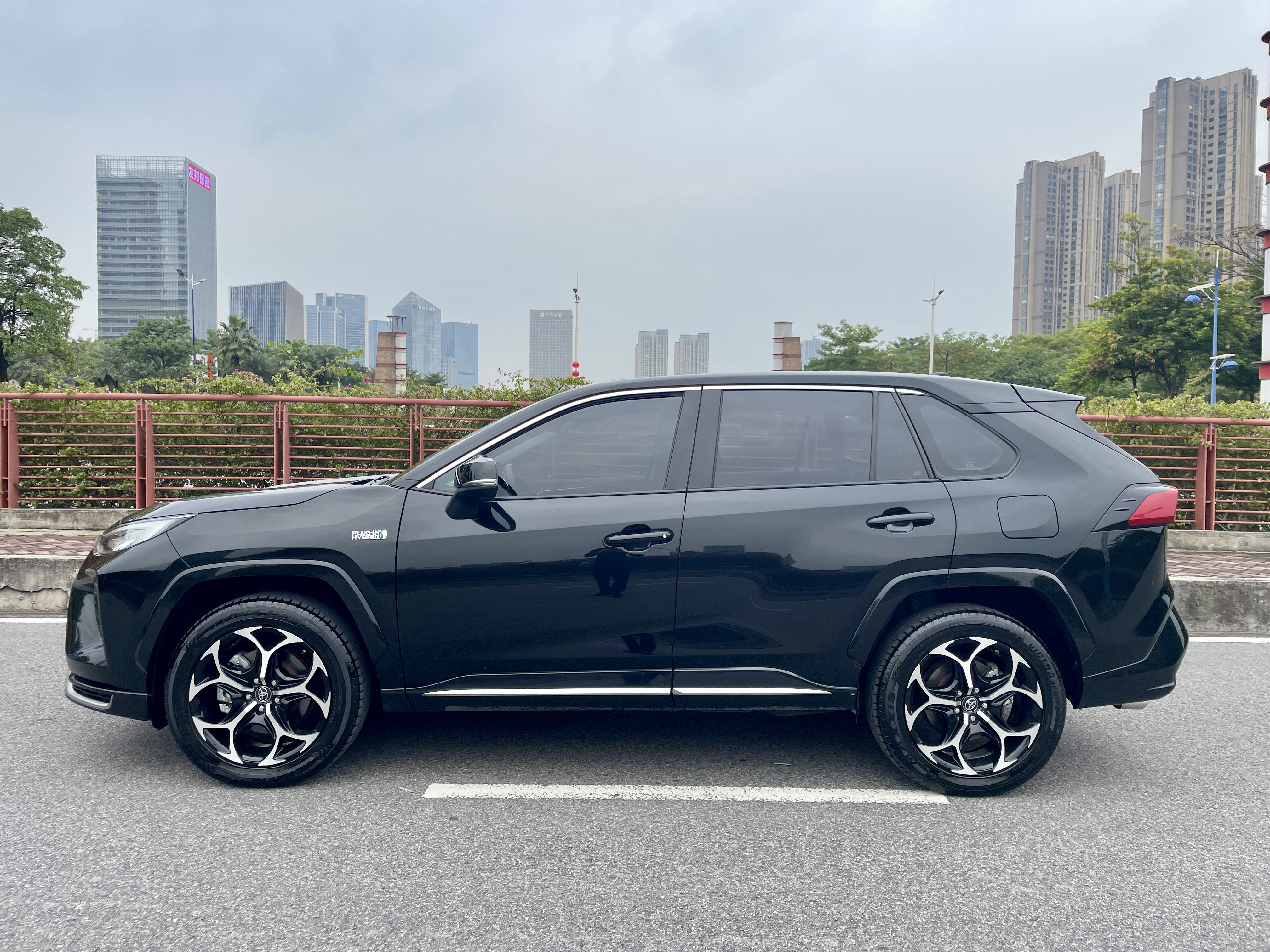 Toyota Wildlander New Energy 2021 #5 Toyota Wildlander New Energy 2021 car image #5