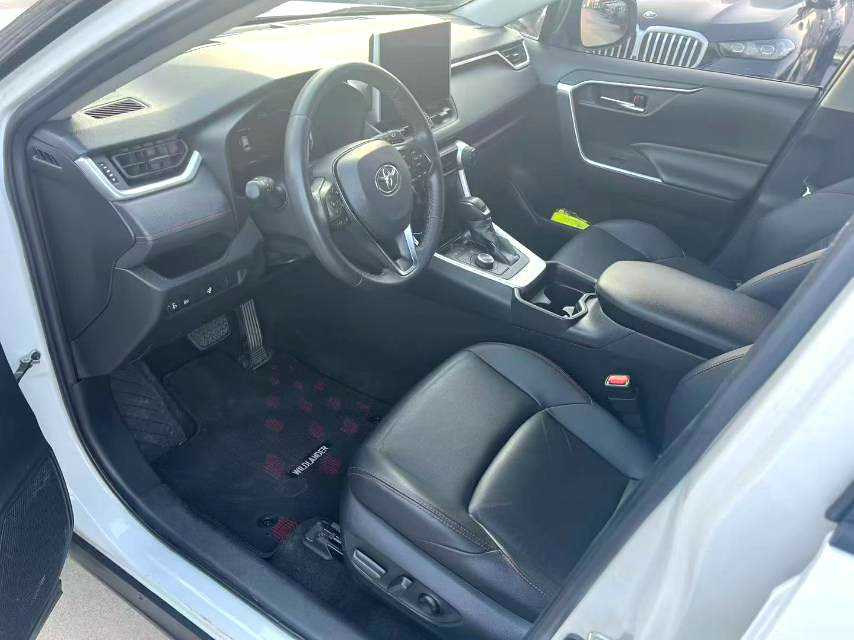 Toyota Wildlander New Energy 2021 #5 Toyota Wildlander New Energy 2021 car image #5