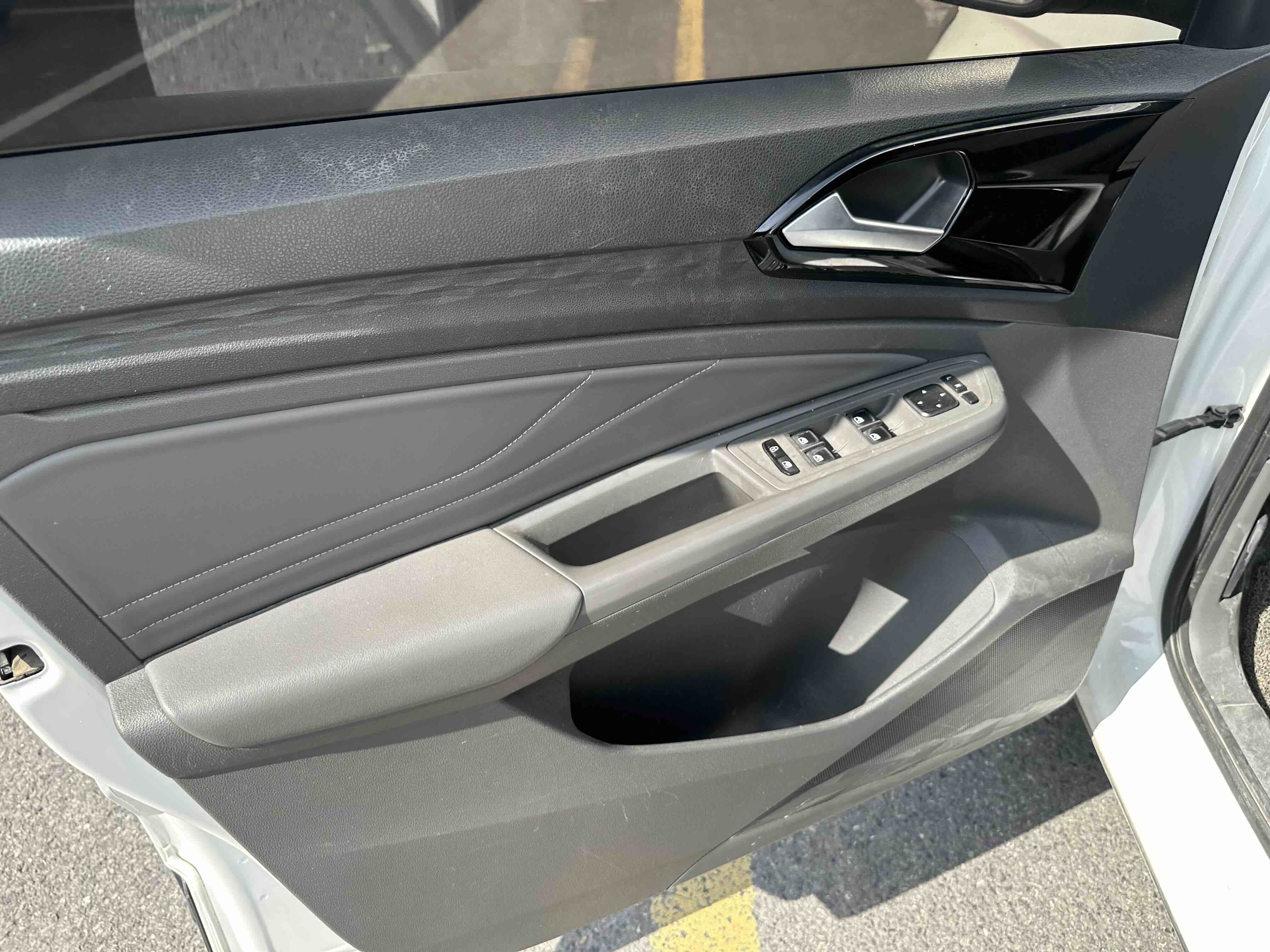 VS5 2020 #5 VS5 2020 car image #5