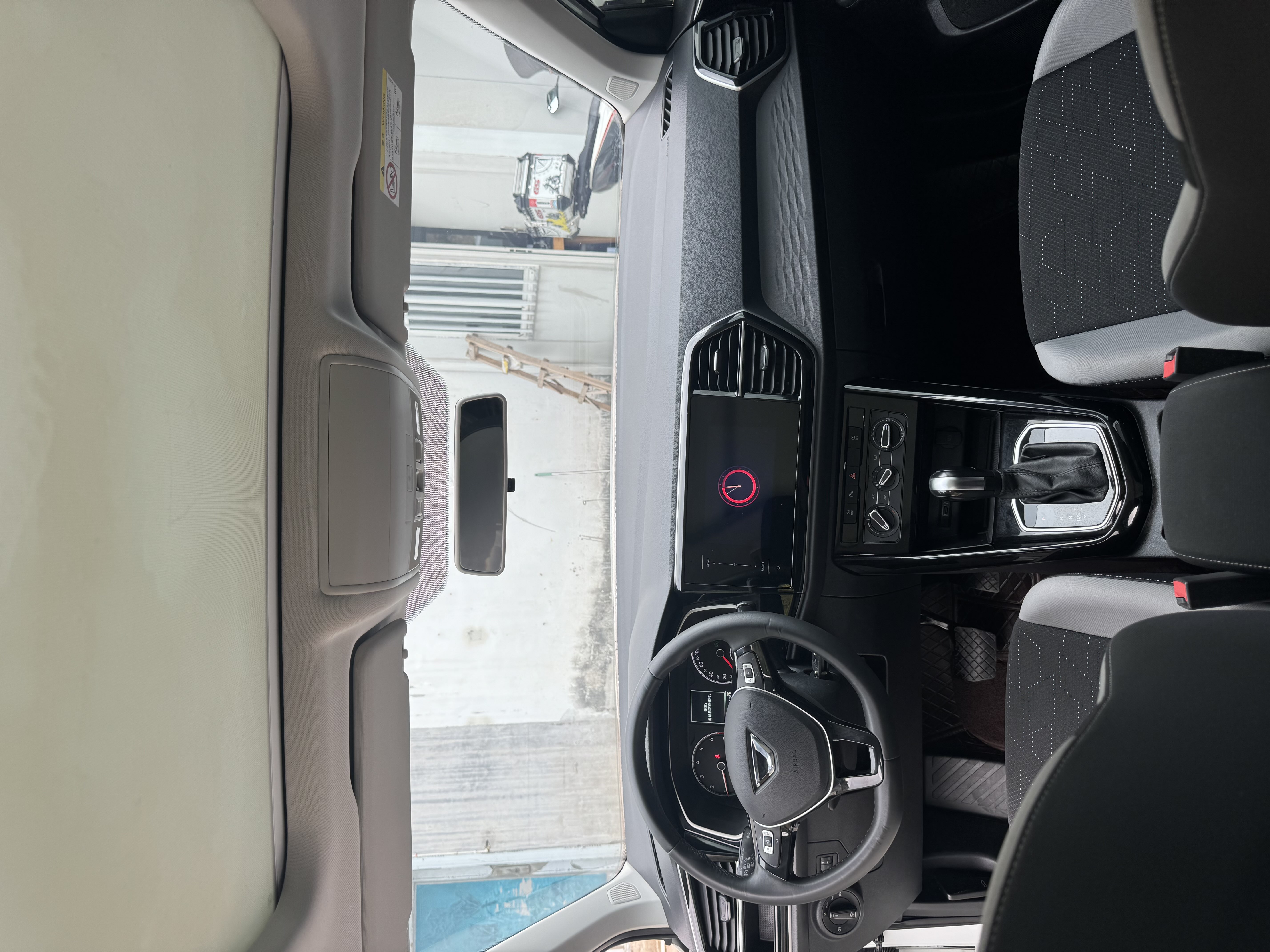 VS5 2021 car image #5