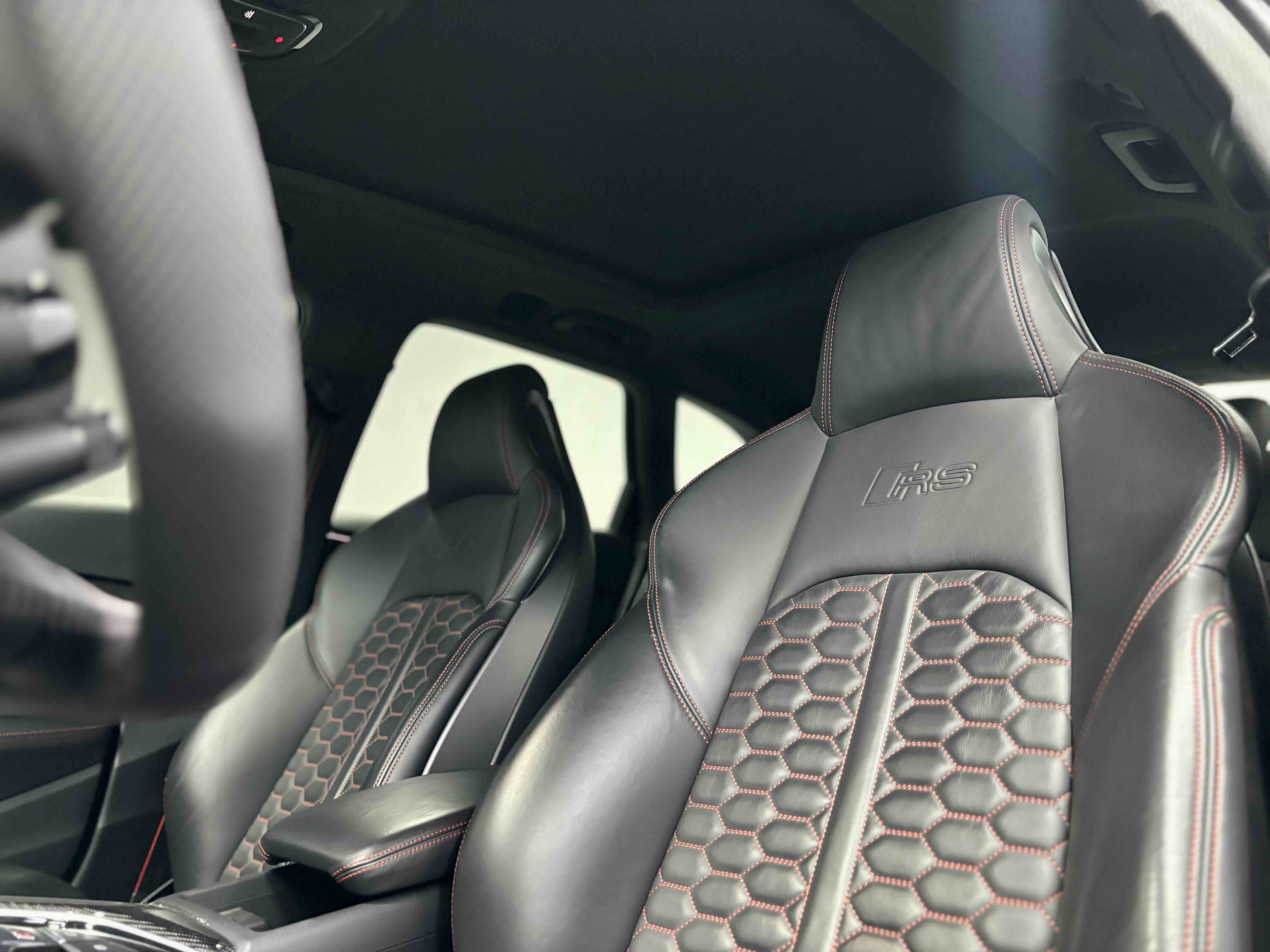 Audi RS 4 2022 immagine di auto #5