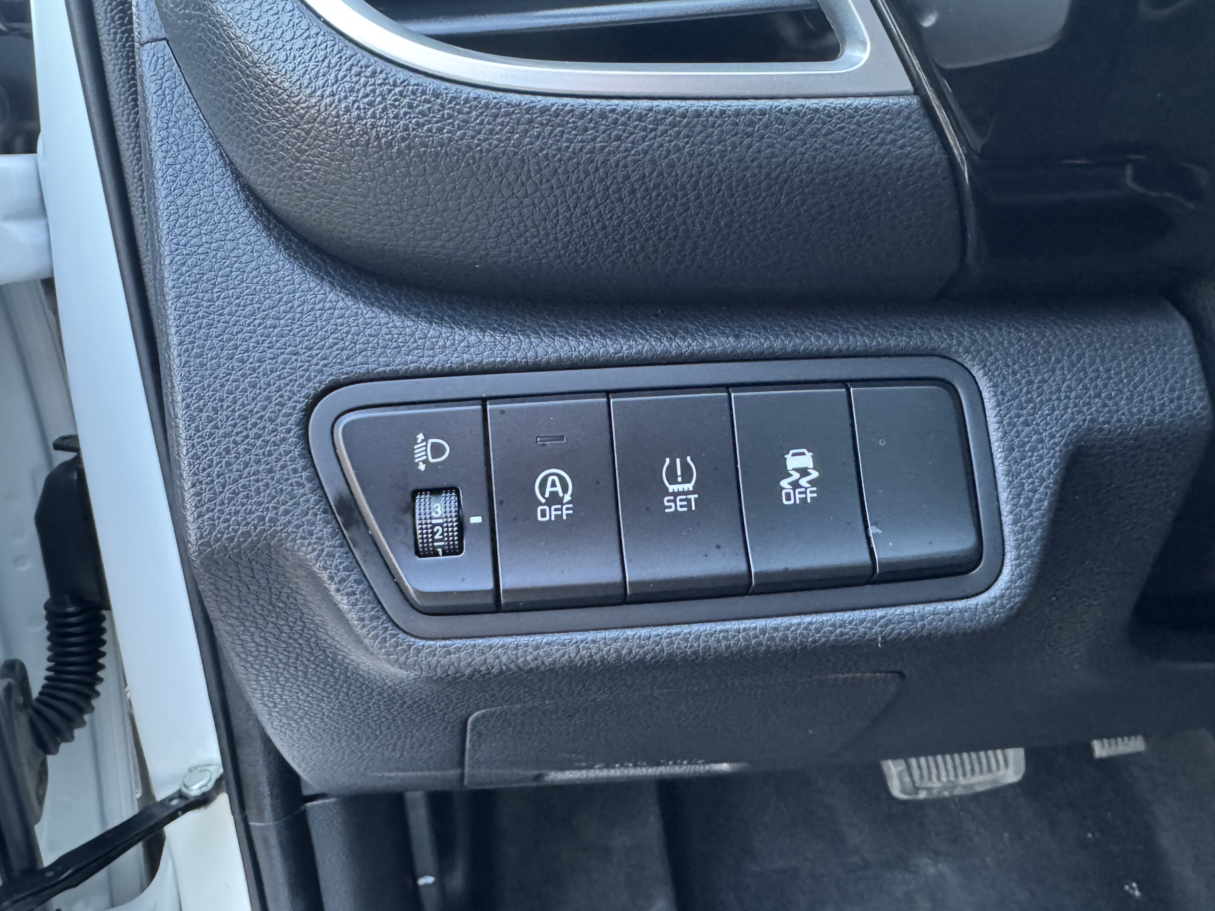 Kia Stonic 2022 изображение автомобиля #5