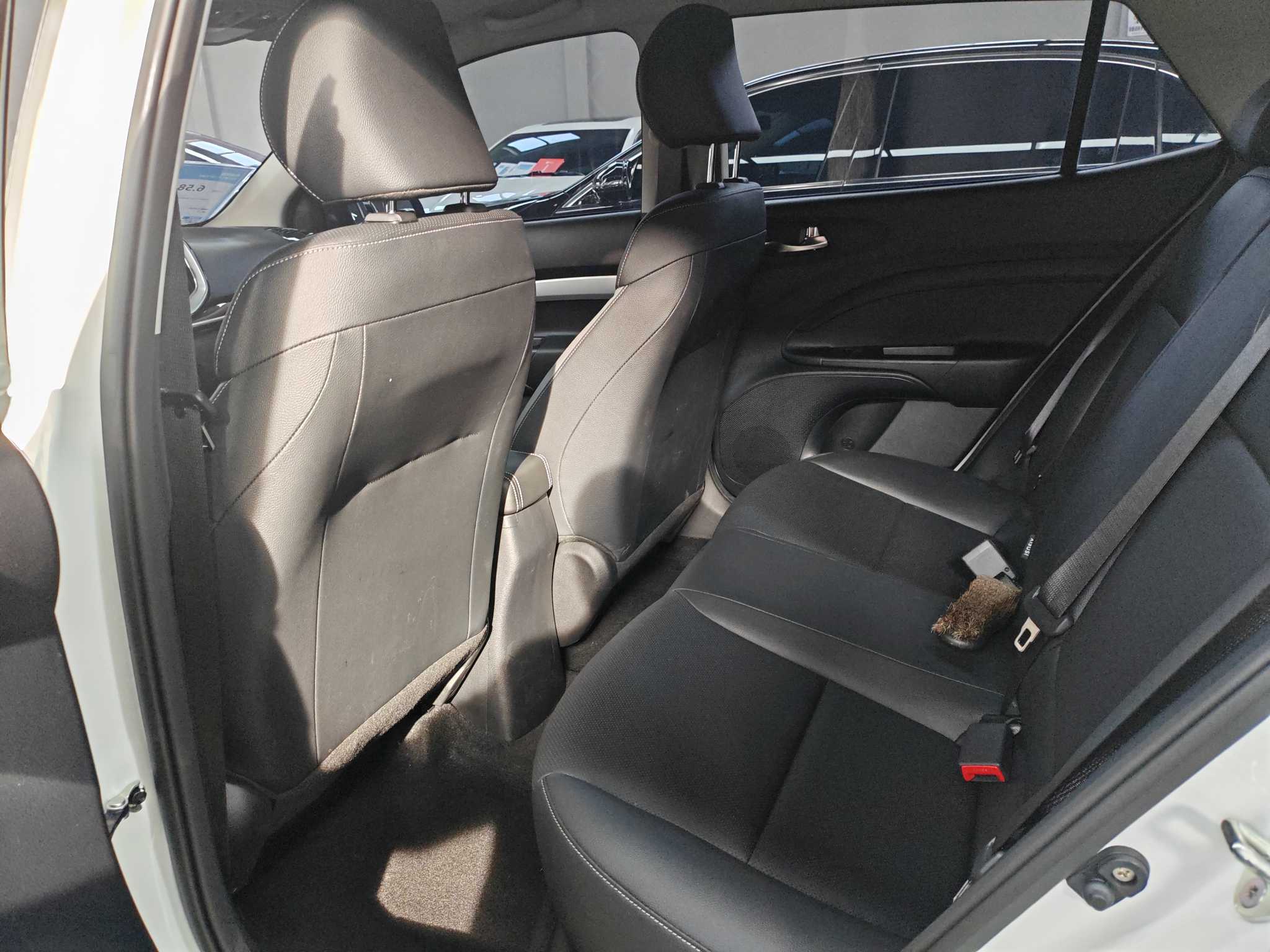 起亚 奕跑 2024 汽车图片 #5