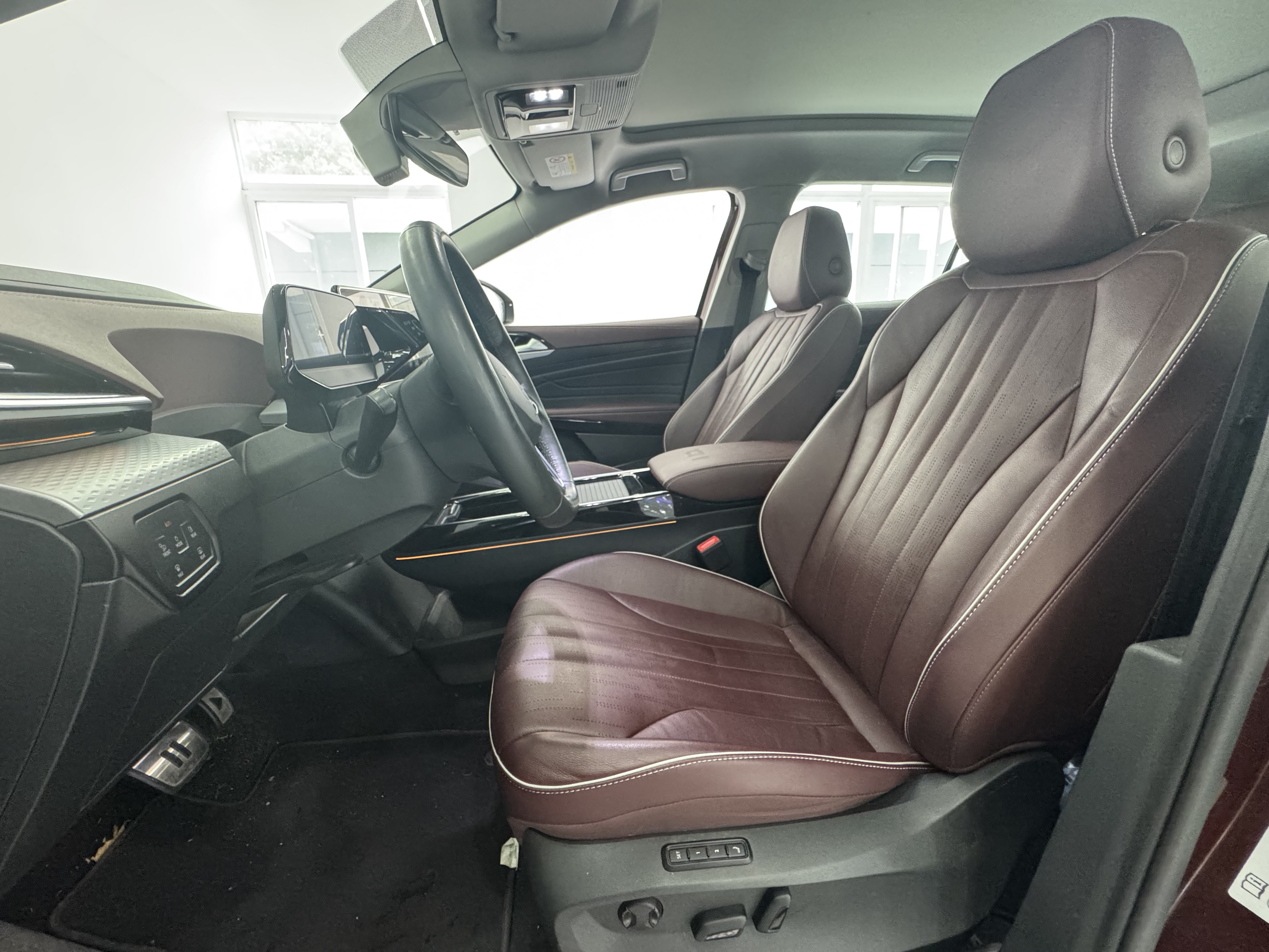 Volkswagen ID.6 X 2021 #5 Volkswagen ID.6 X 2021 car image #5