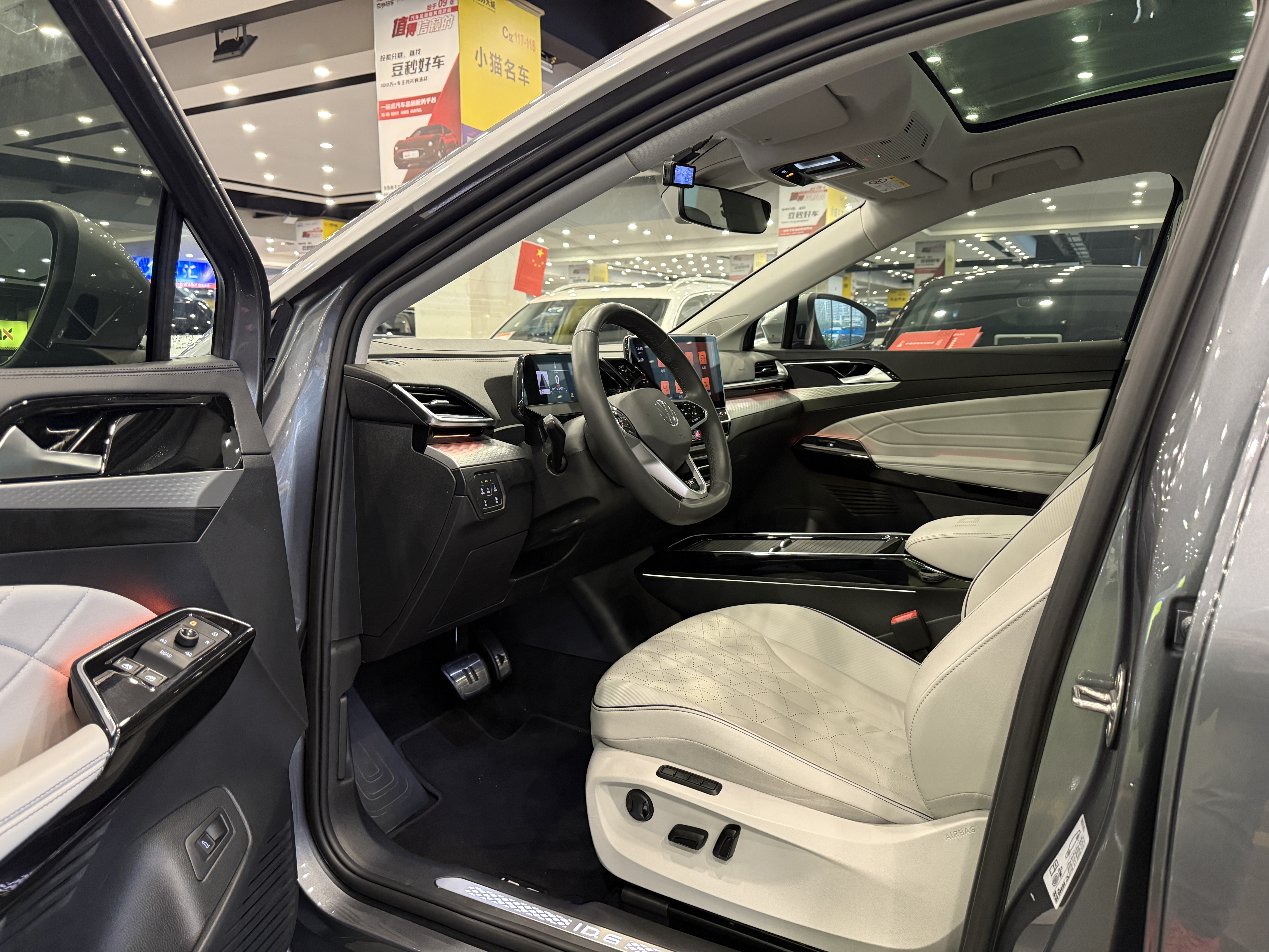 Volkswagen ID.6 X 2021 #5 Volkswagen ID.6 X 2021 car image #5