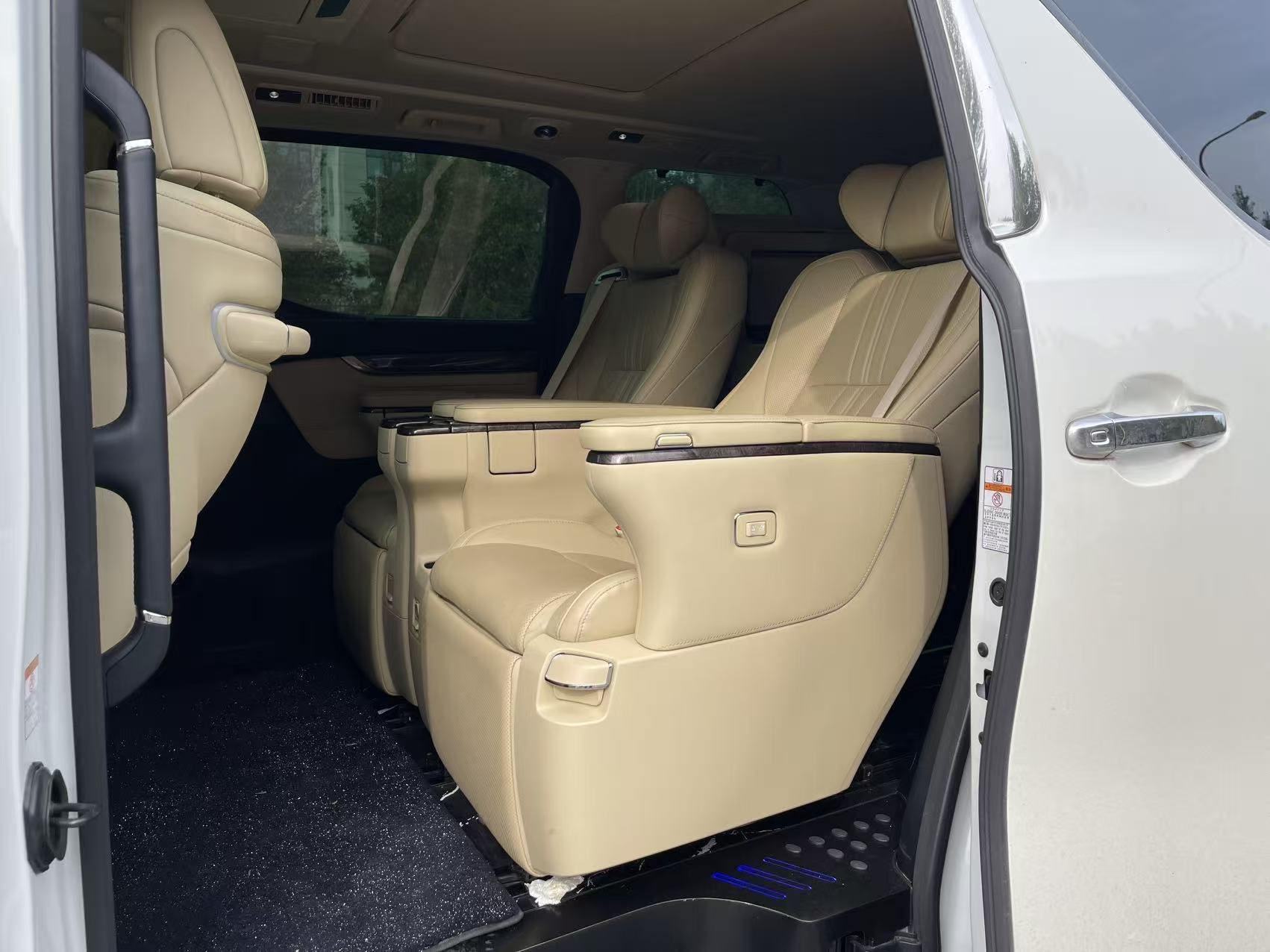 Toyota Vellfire 2022 #5 Toyota Vellfire 2022 immagine di auto #5