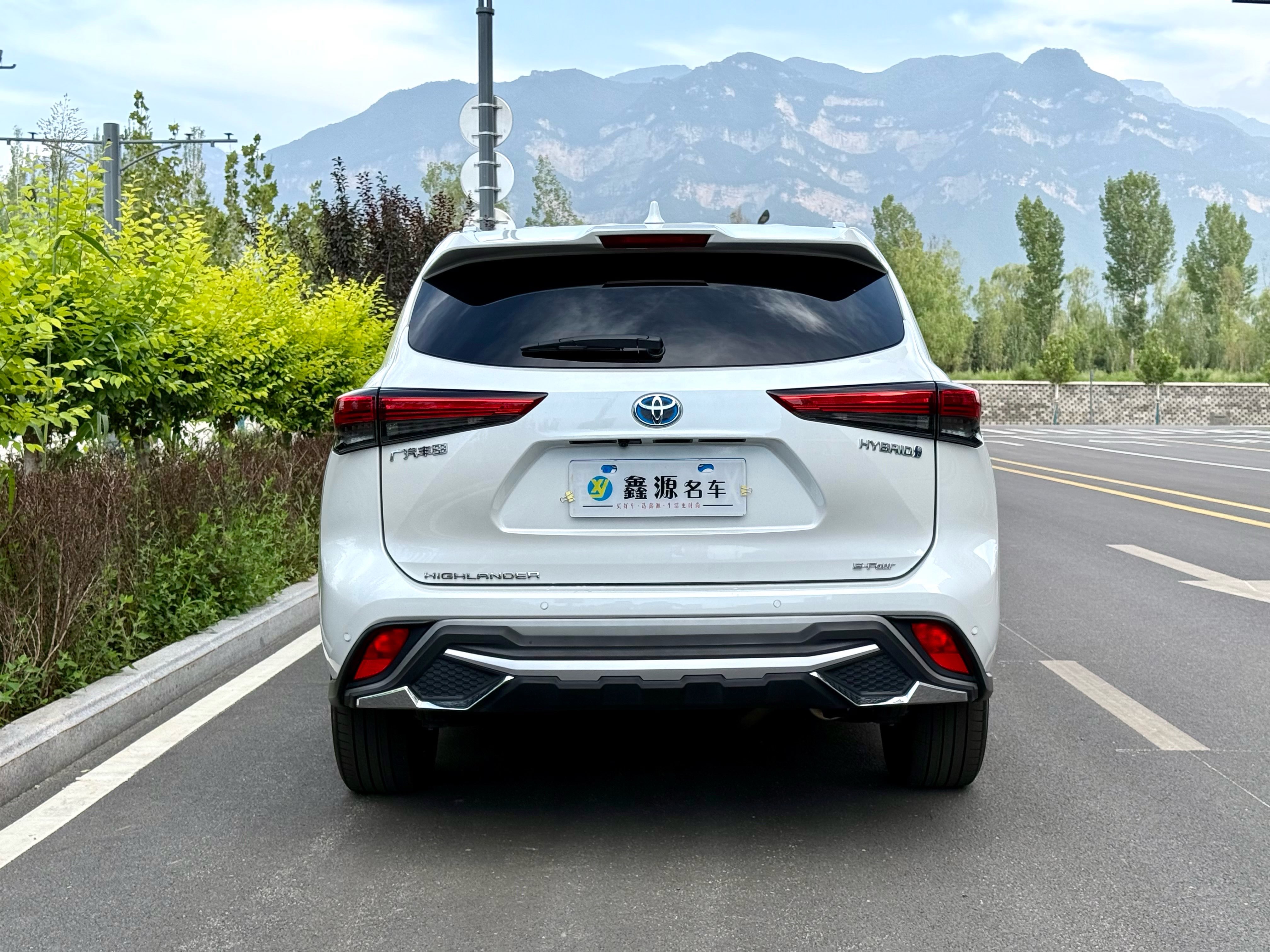 Toyota Highlander 2022 immagine di auto #5