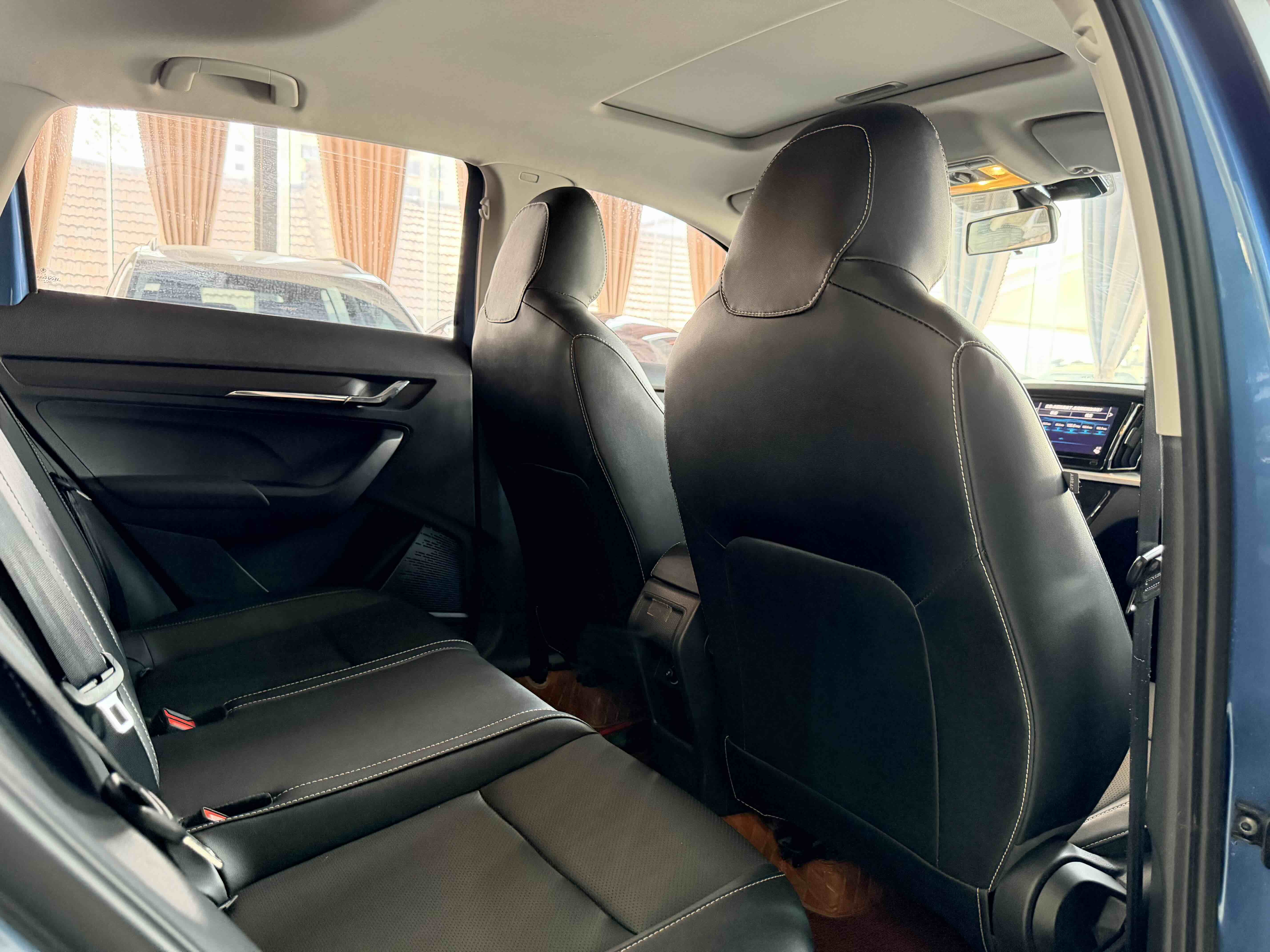 Skoda Kamiq 2021 car image #5