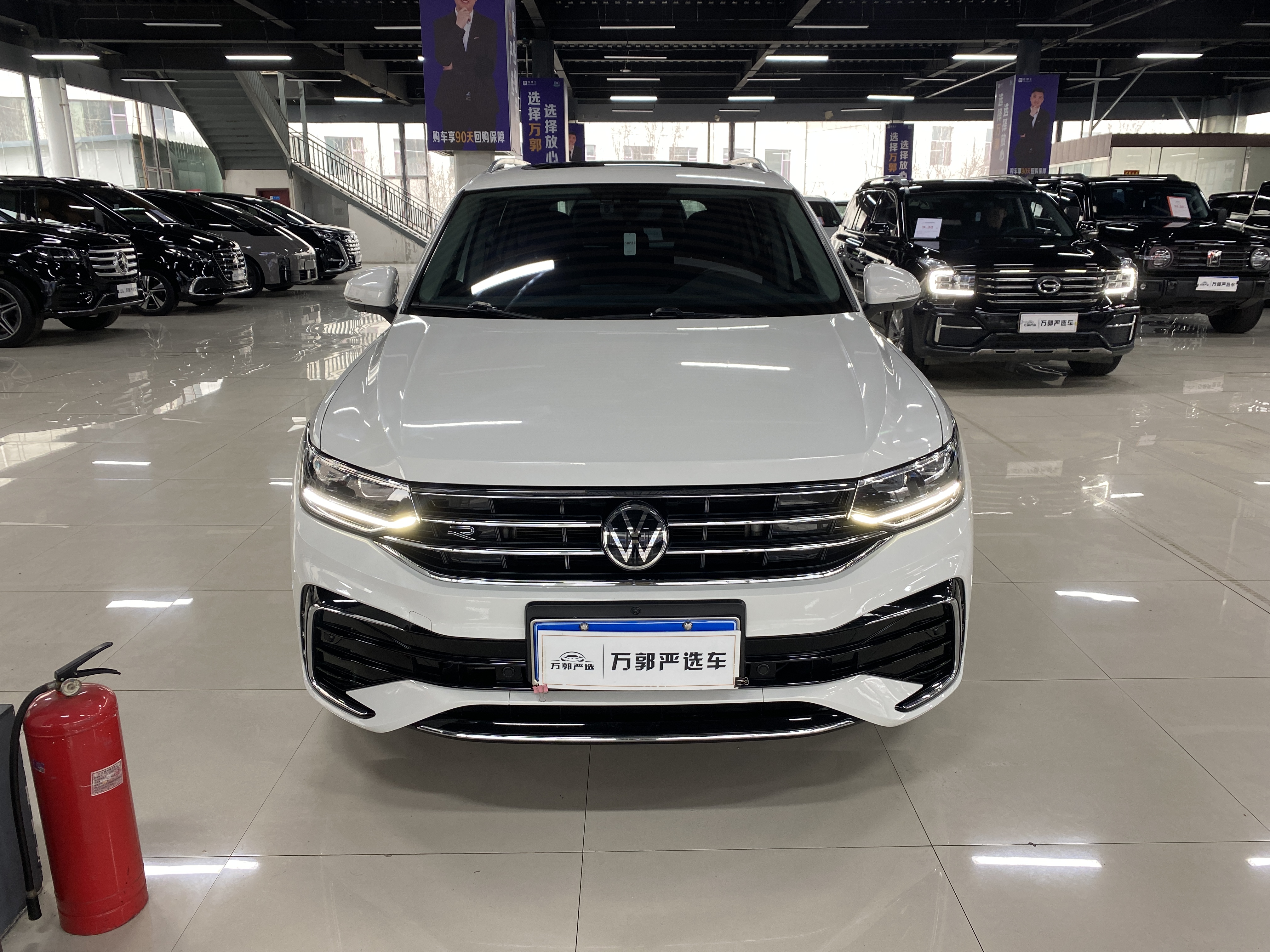 Volkswagen Tiguan L 2022 #5 Volkswagen Tiguan L 2022 car image #5