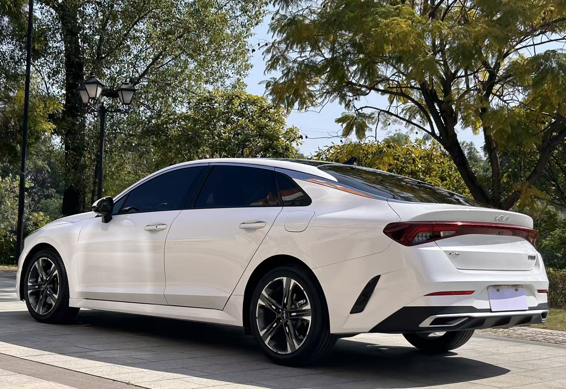 起亚 起亚K5 2022 汽车图片 #5