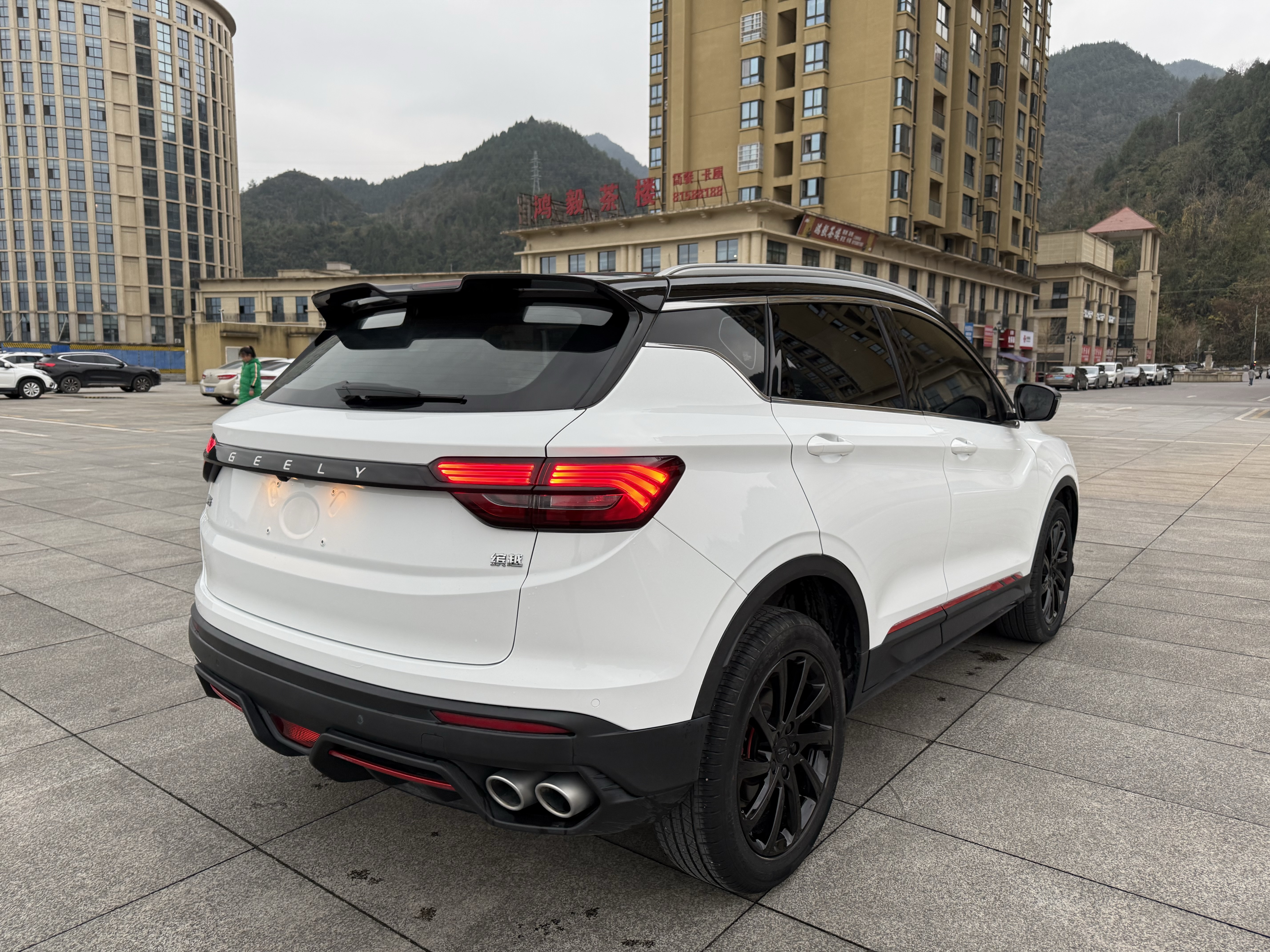 GEELY Coolray 2022 #5 GEELY Coolray 2022 car image #5