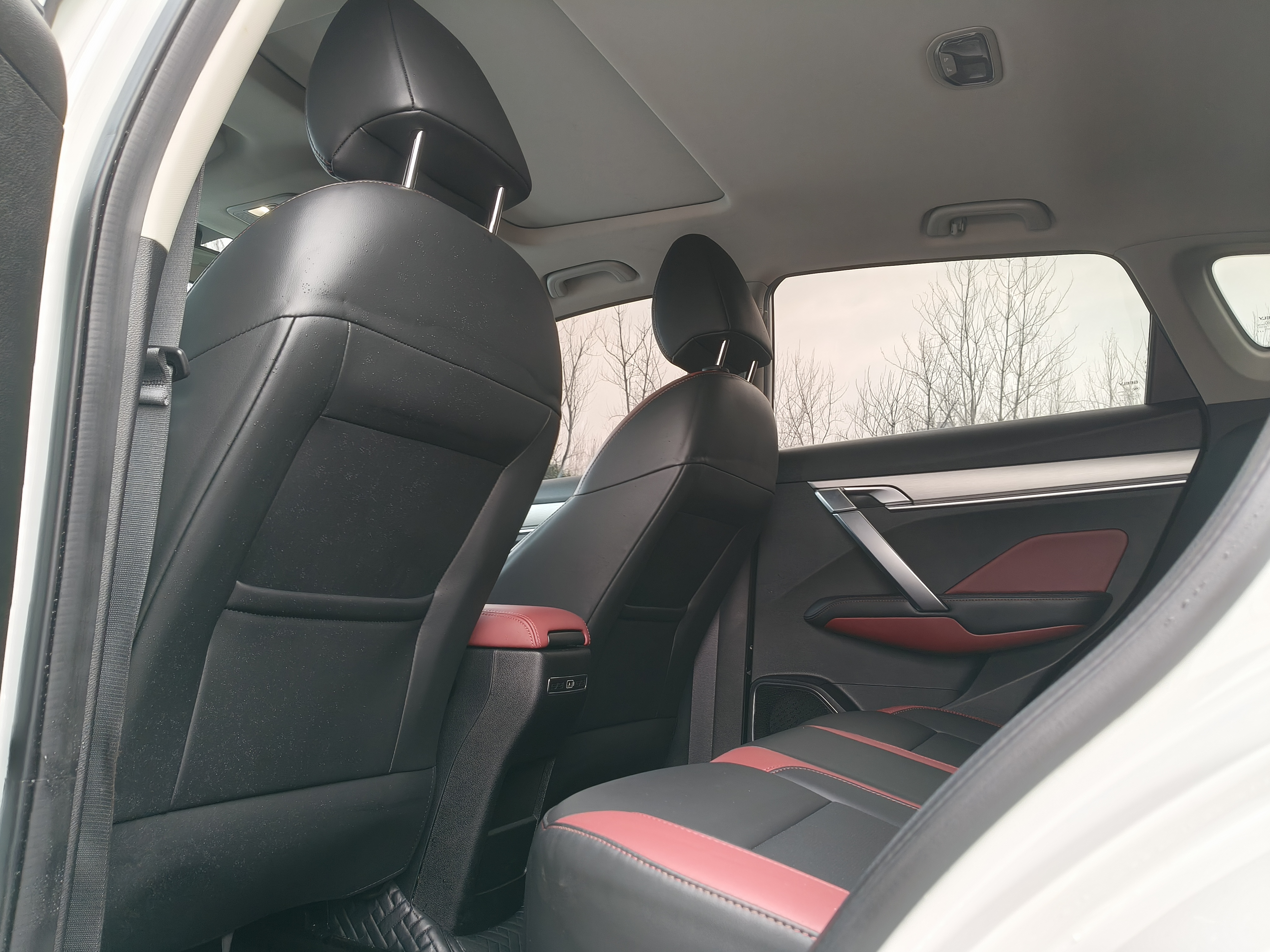 GEELY Coolray 2022 car image #5