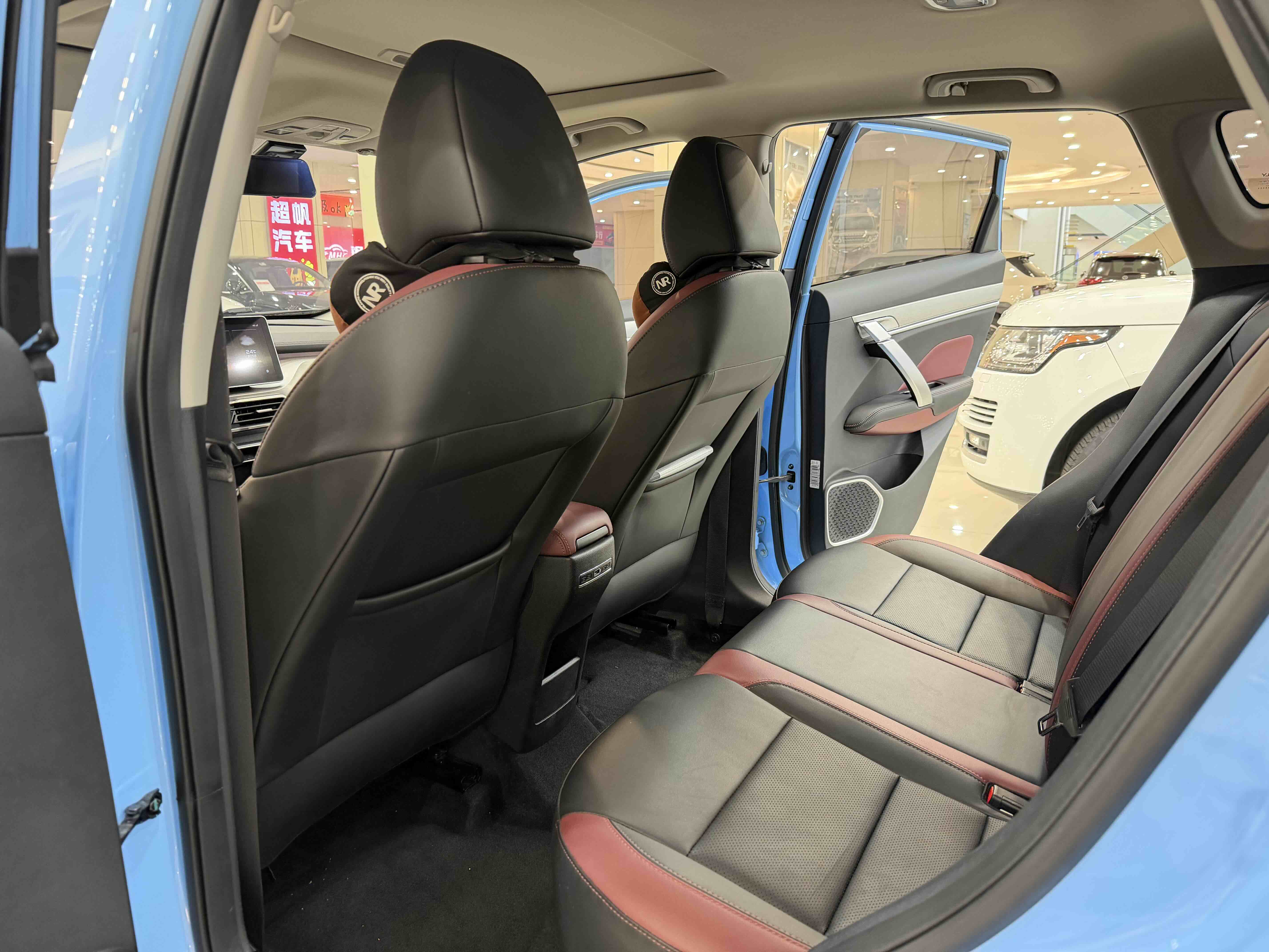 GEELY Coolray 2022 #5 GEELY Coolray 2022 car image #5