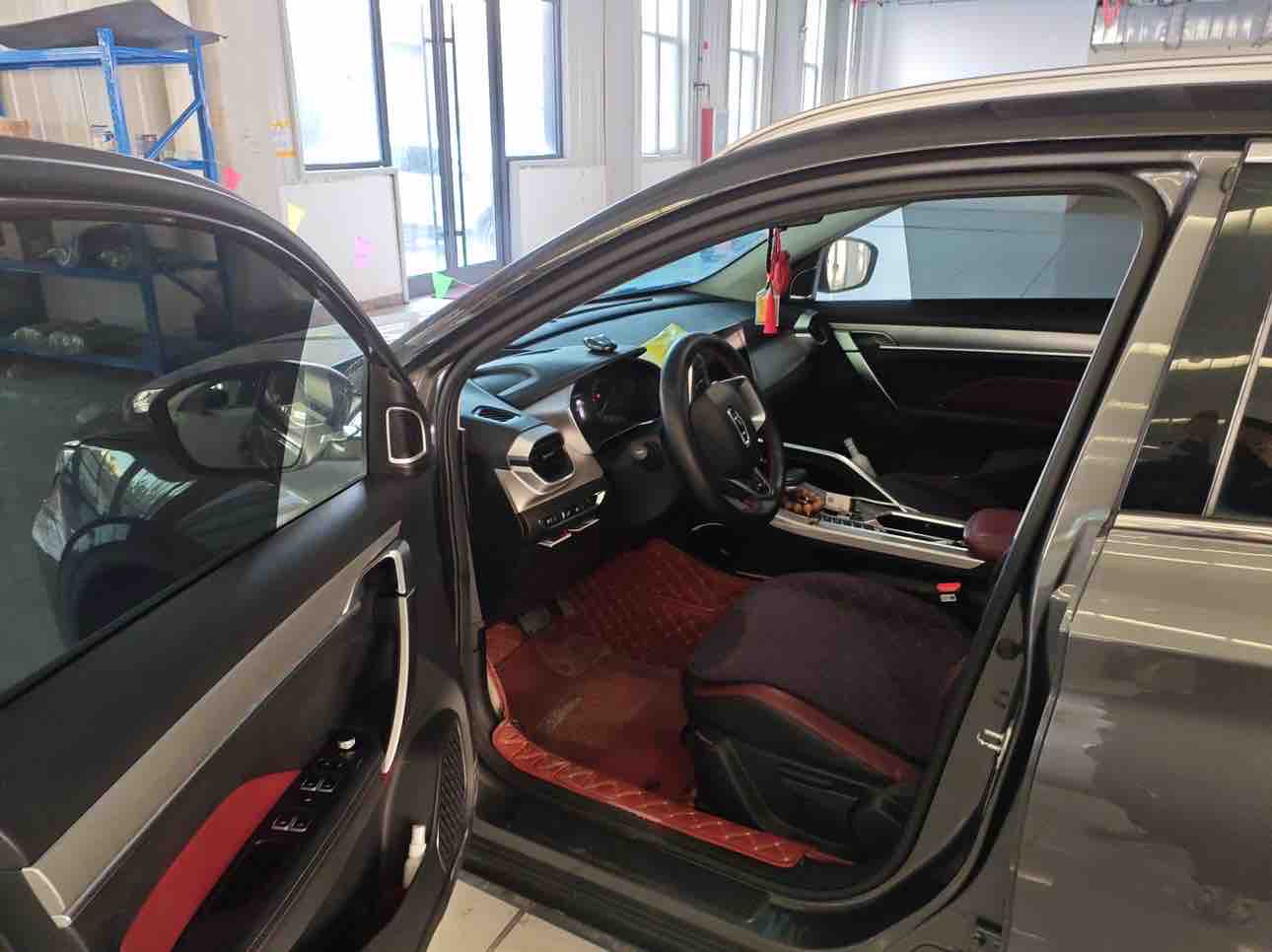 GEELY Coolray 2022 car image #5