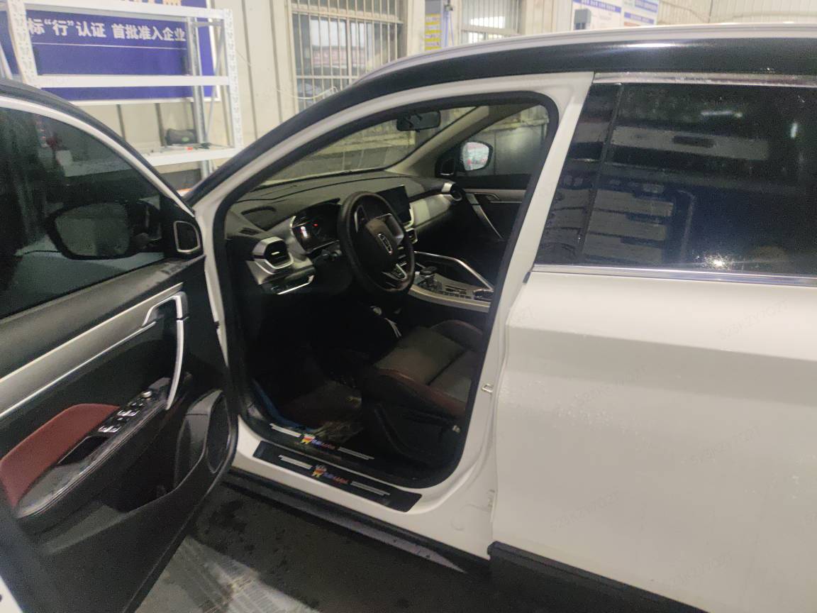 GEELY Coolray 2022 car image #5