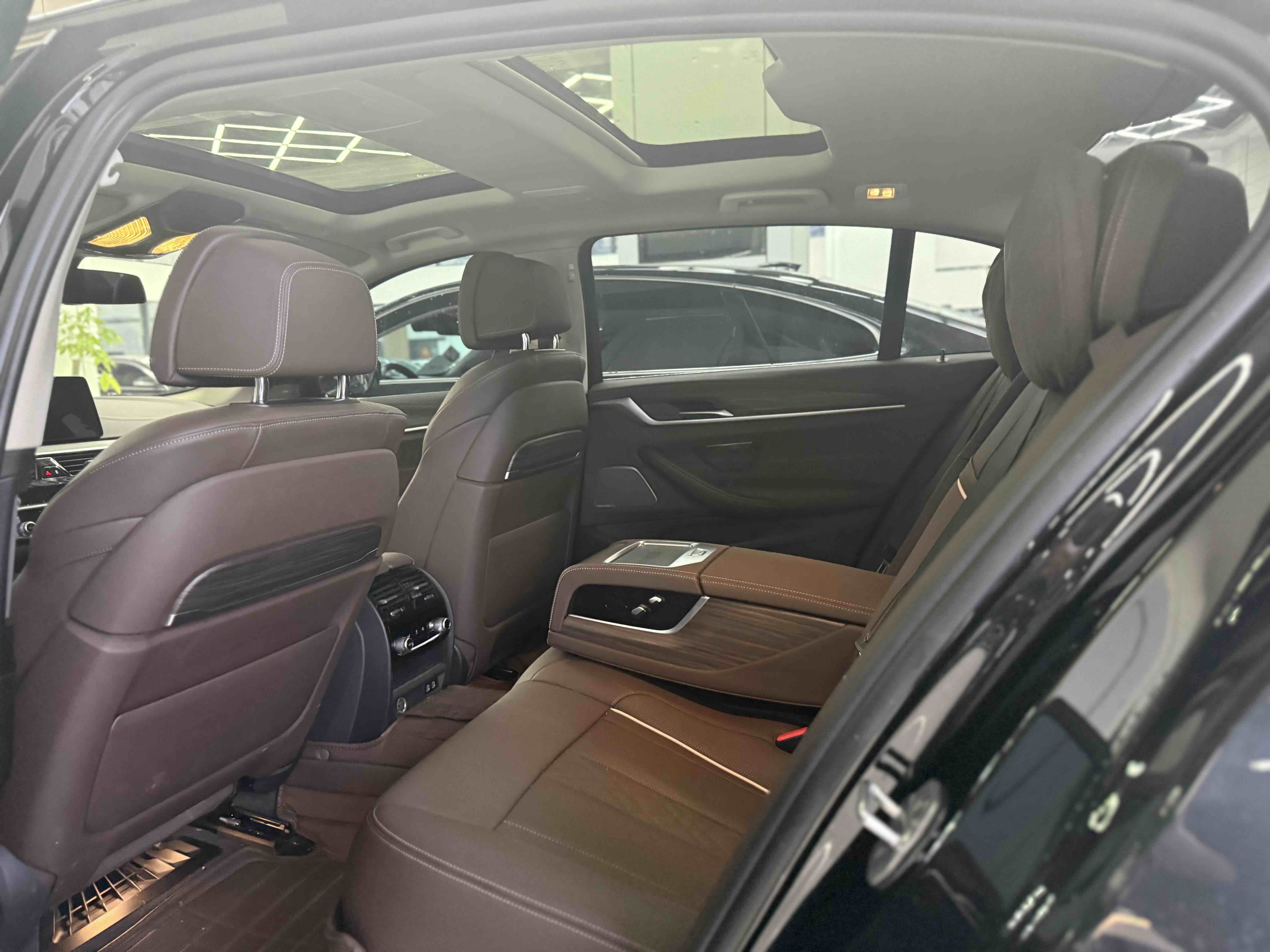 BMW 5 Series 2022 car image #5