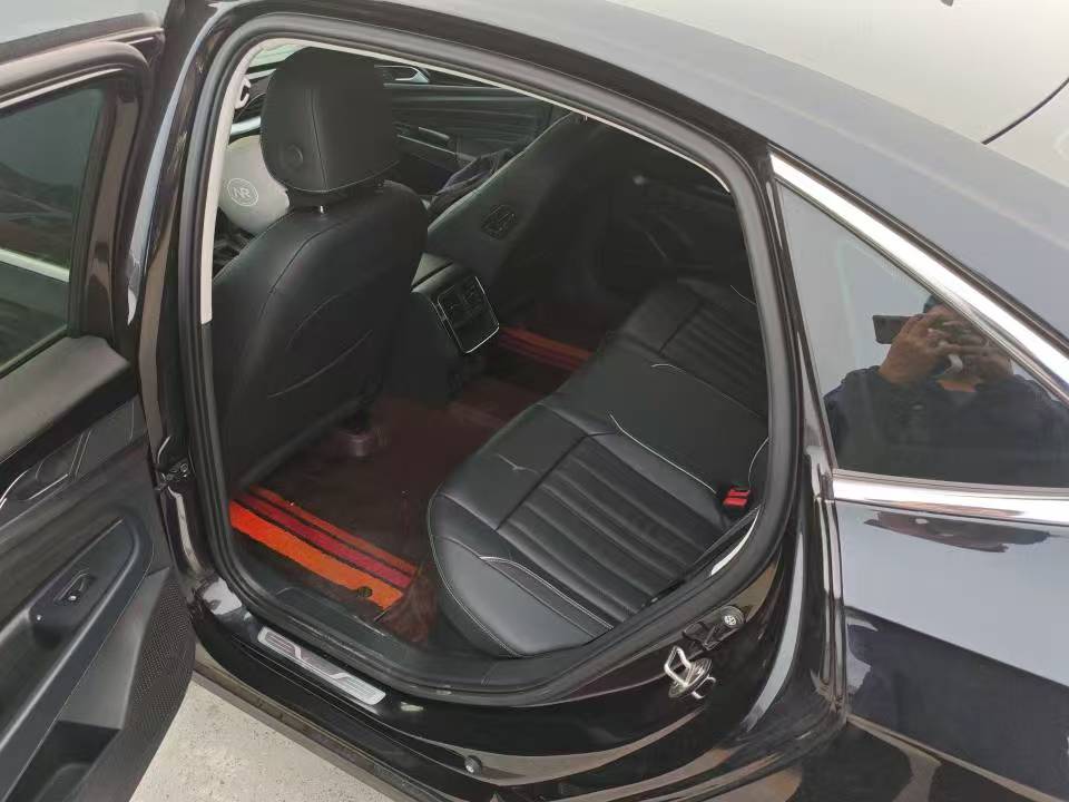 Volkswagen Passat 2022 car image #5