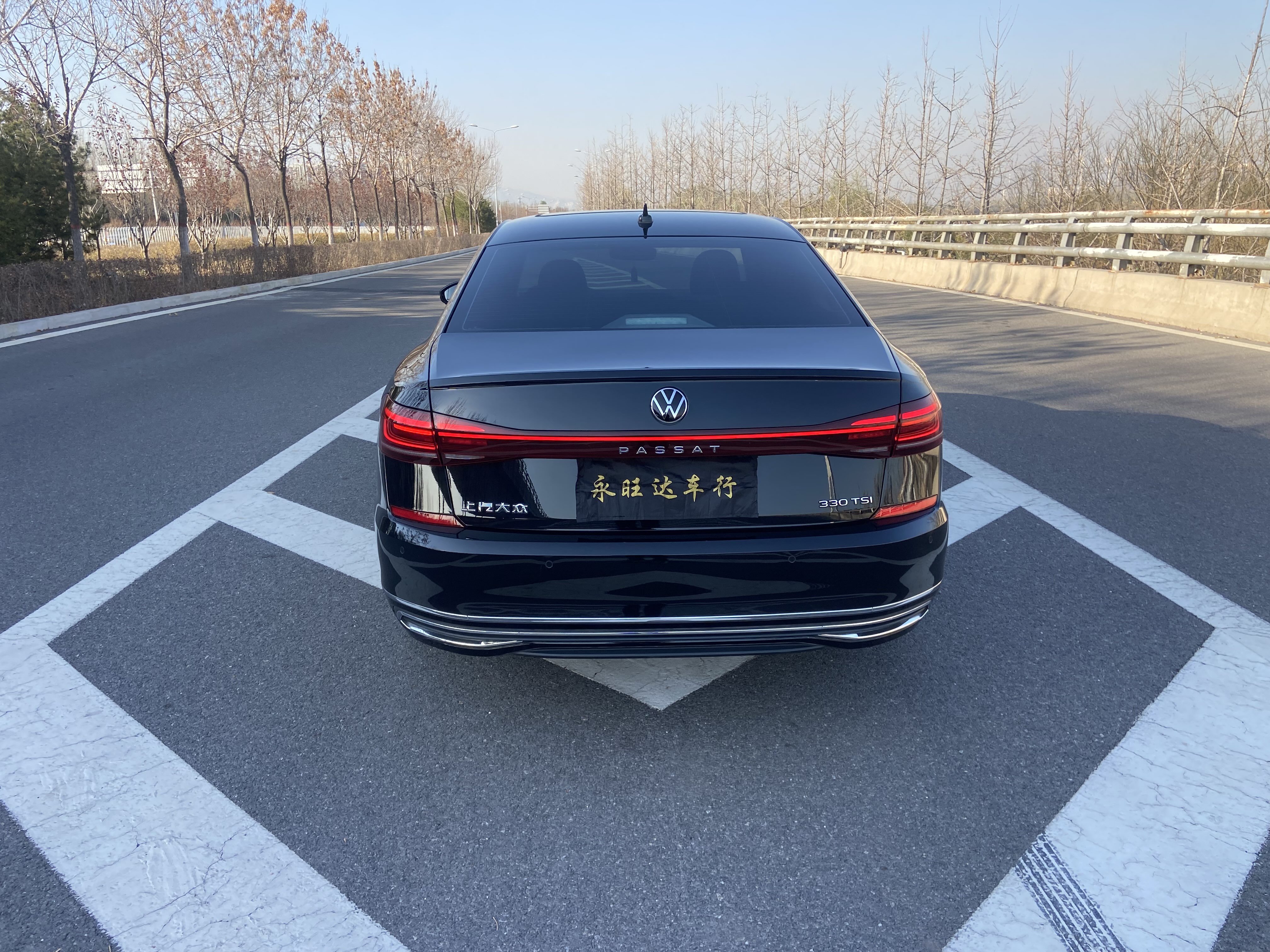 Volkswagen Passat 2022 immagine di auto #5