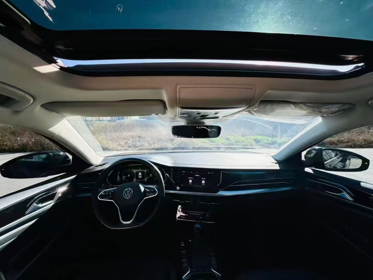 Volkswagen Passat 2022 car image #5
