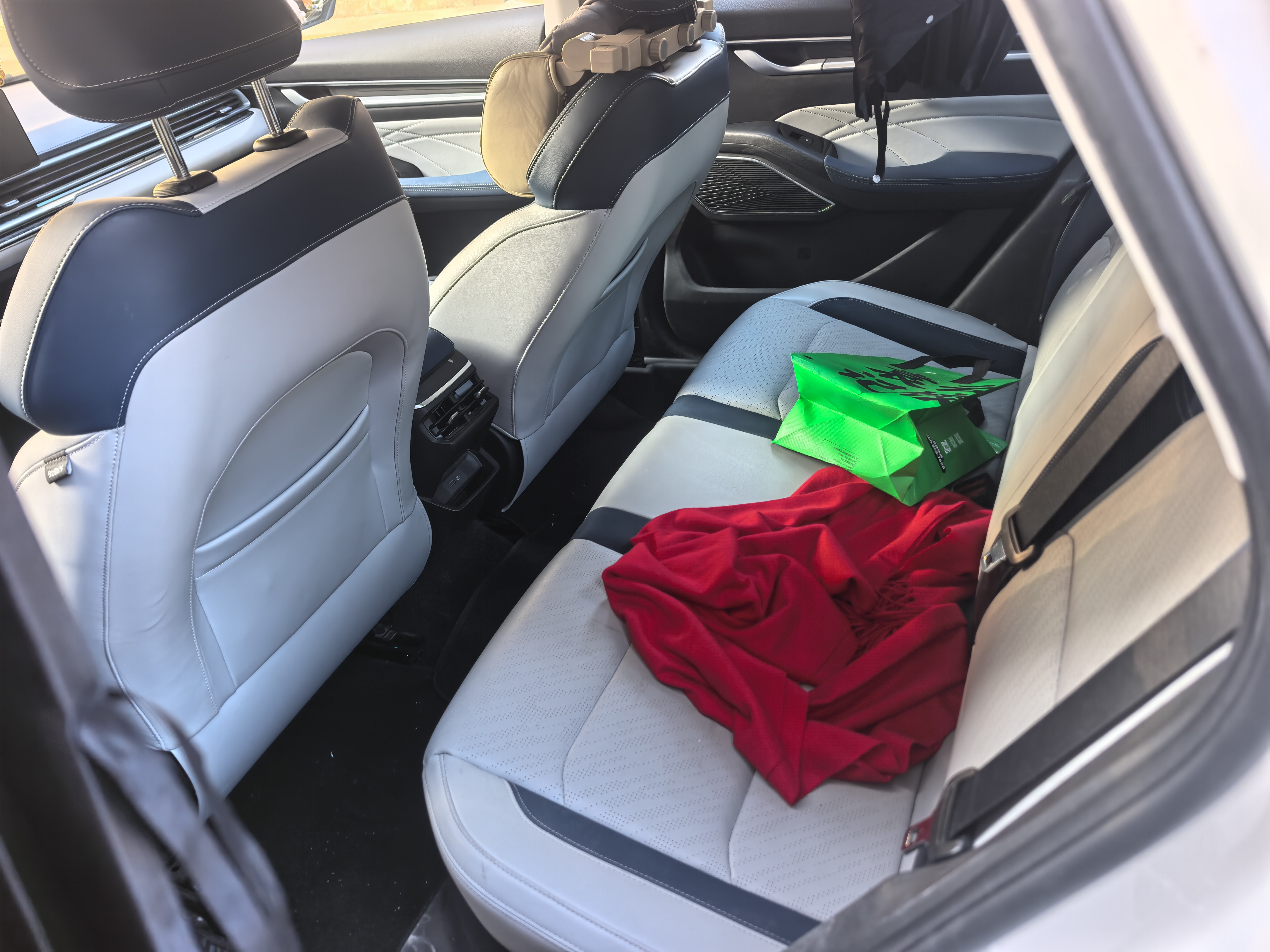 GEELY Emgrand 2022 car image #5