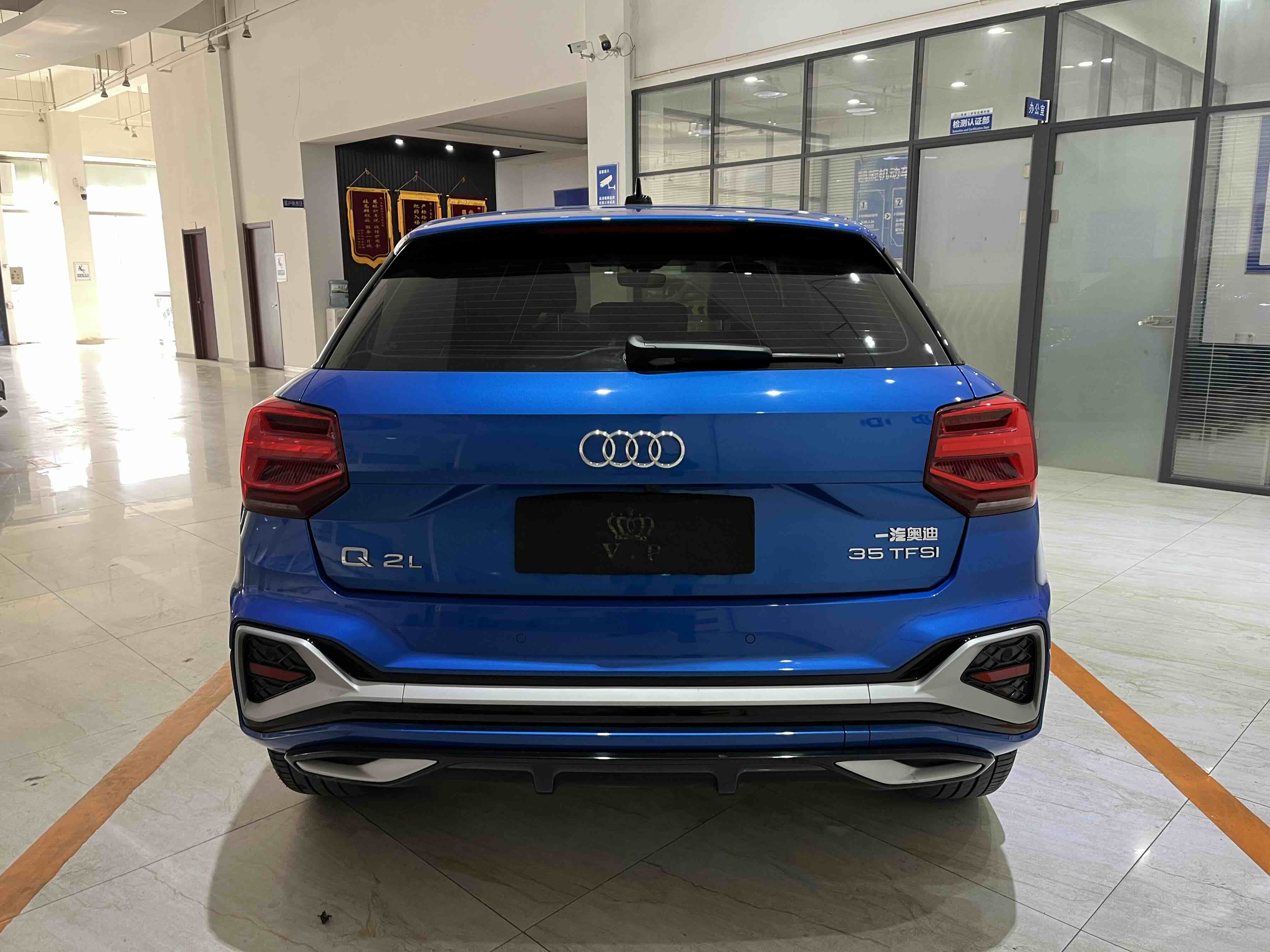 2022 car image #5