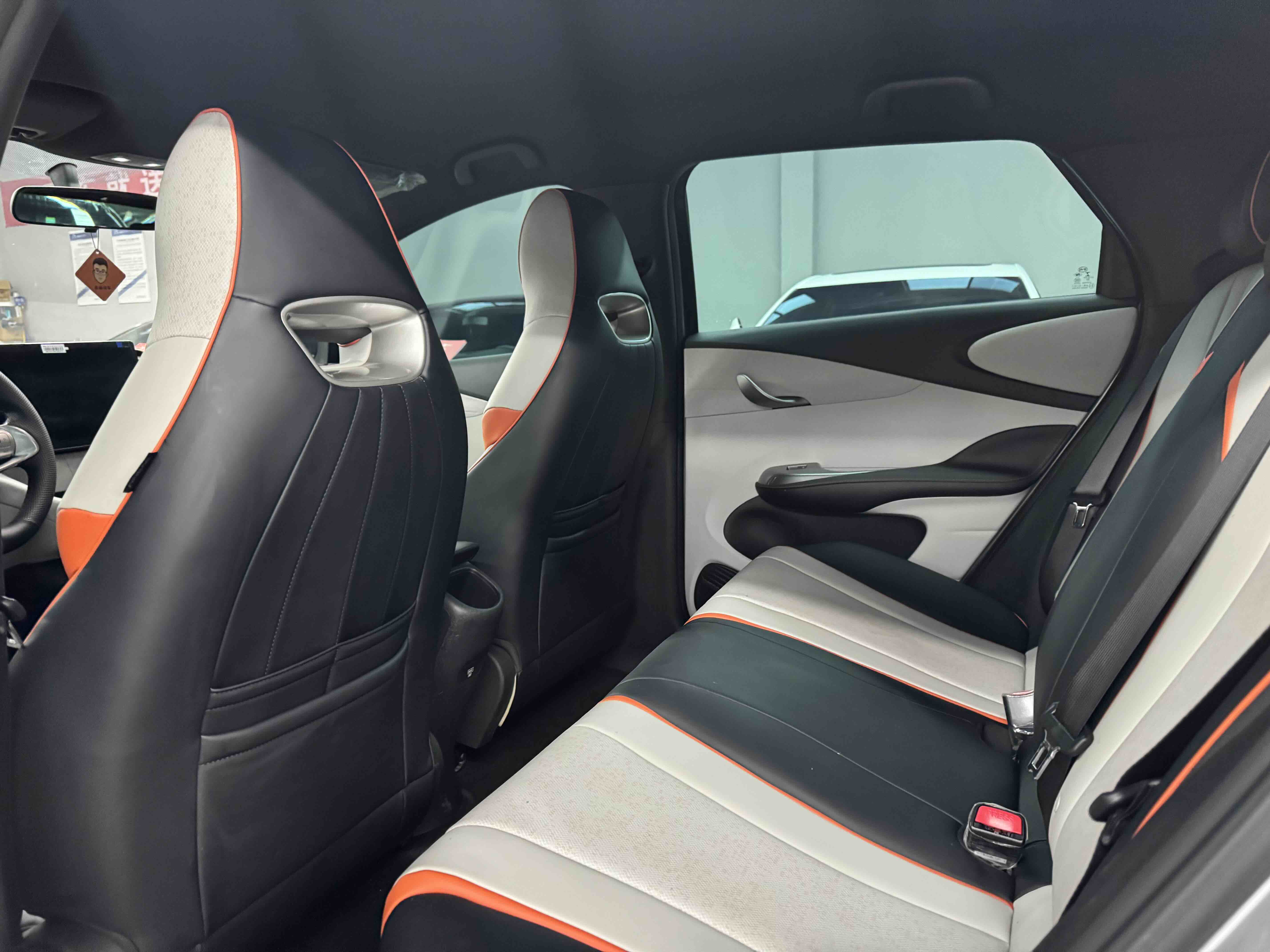 BYD Dolphin 2022 #5 BYD Dolphin 2022 car image #5