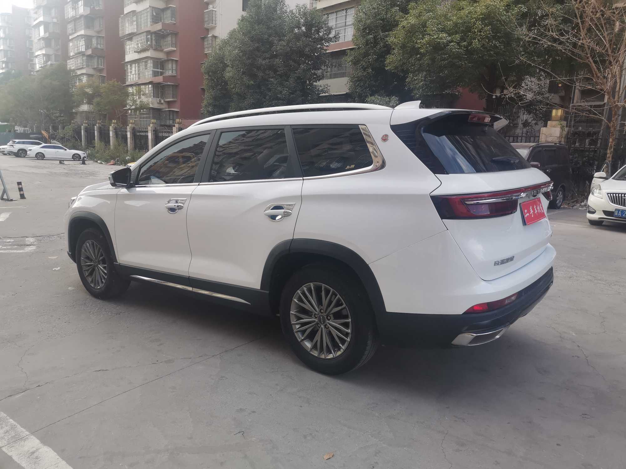 Jetour X90 PLUS 2022 immagine di auto #5