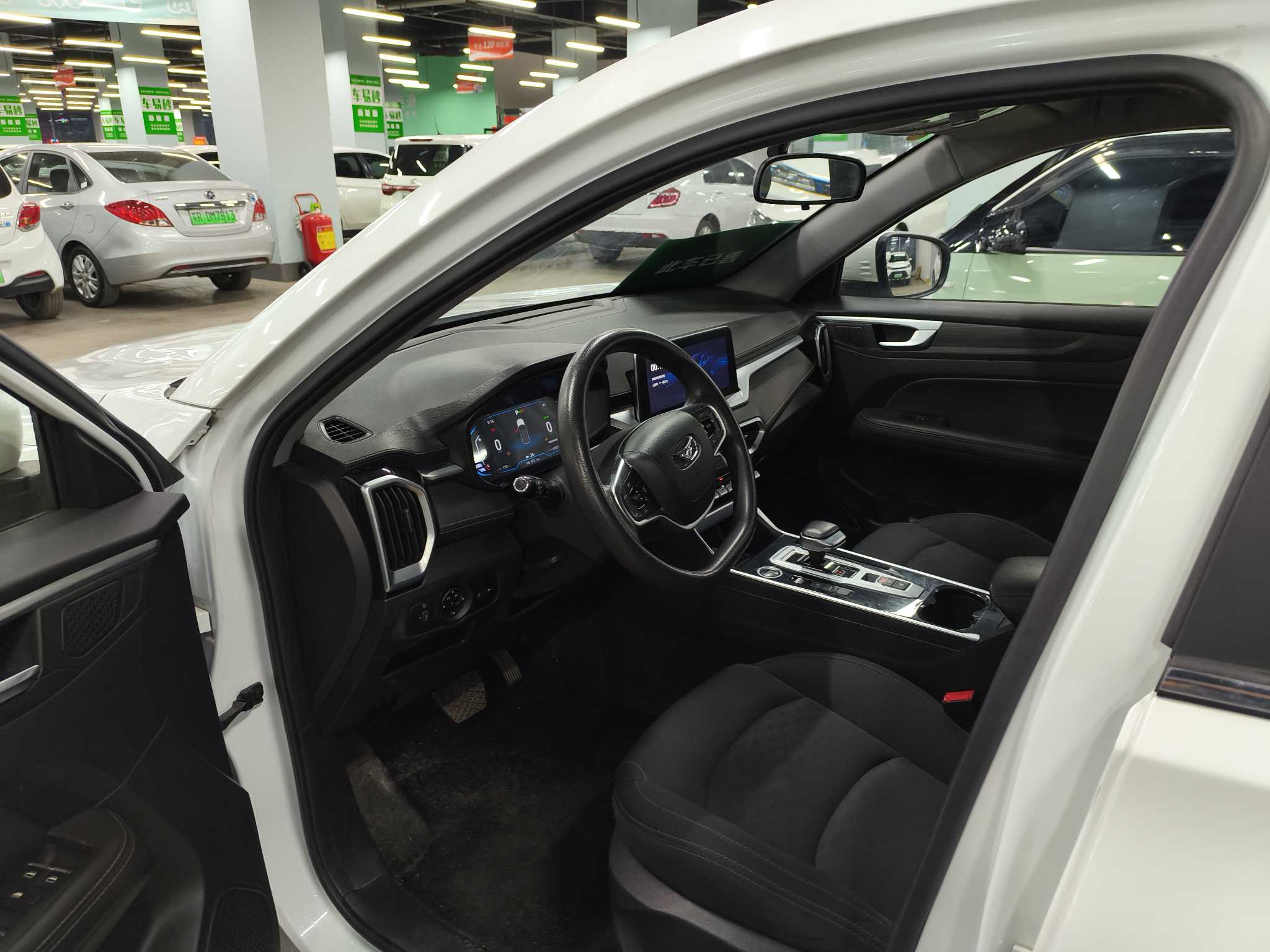 Kaiyi Showjet Pro 2022 #5 Kaiyi Showjet Pro 2022 car image #5