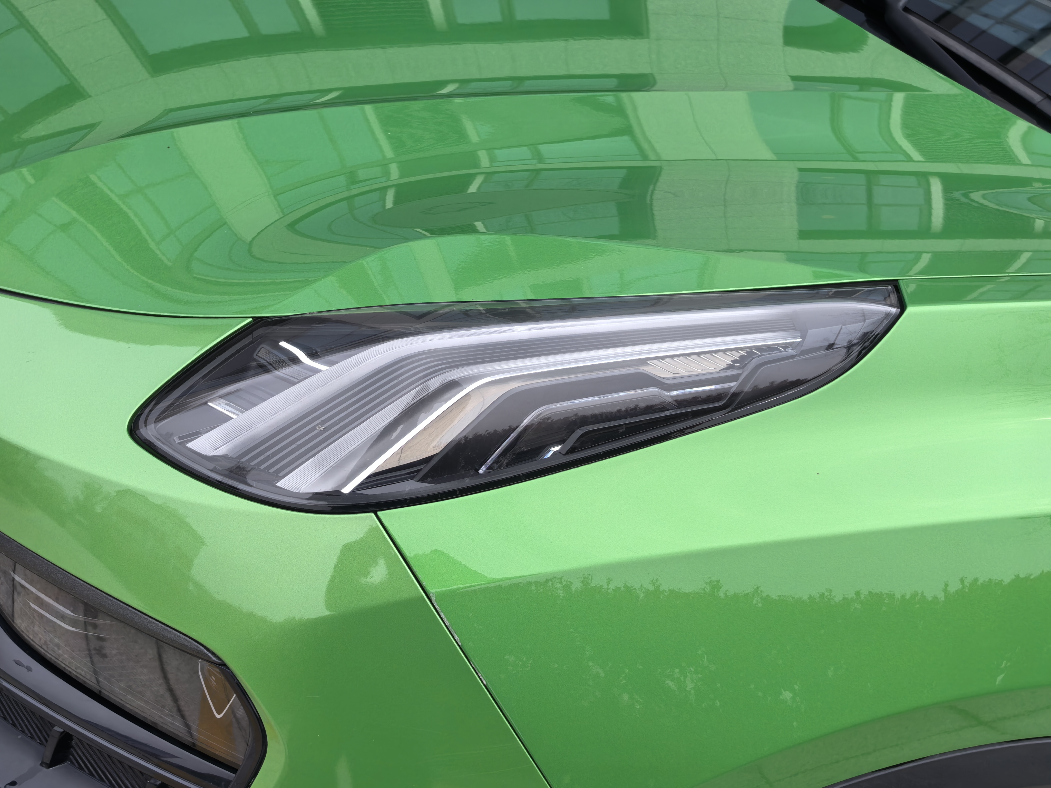 Lynk & Co 05 2022 car image #5